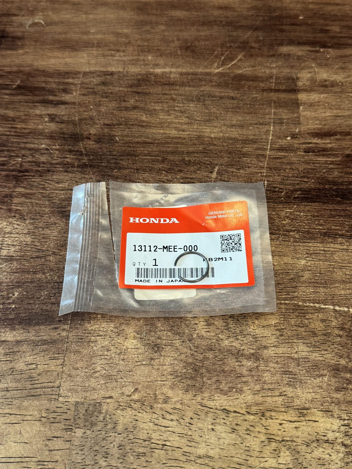 Honda OEM Piston Circlip 13112-MEE-000 New Genuine