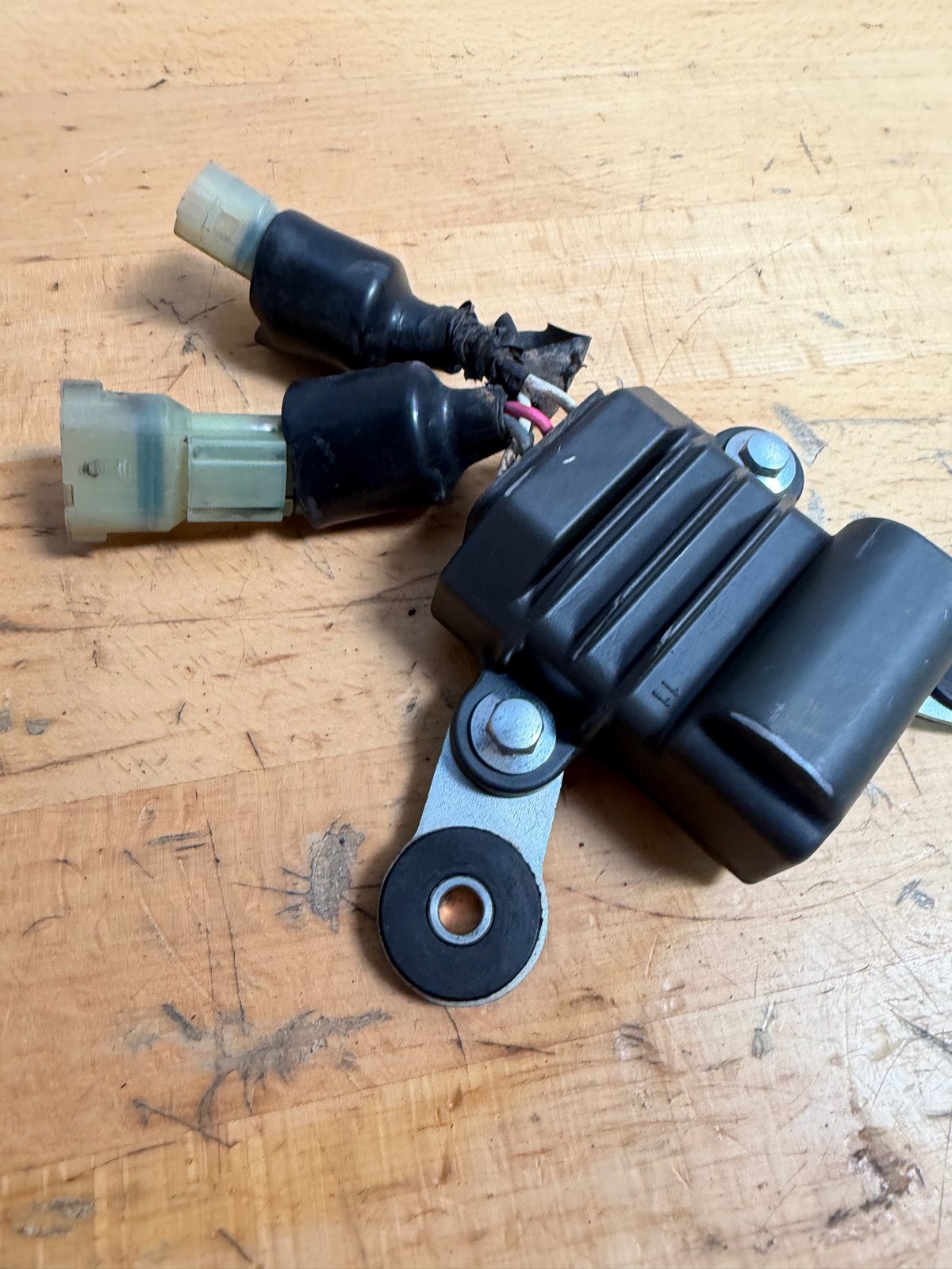 2025 Yamaha YZ250F OEM Ignition Coil with Mounting Bracket - BHR-82310-00-00