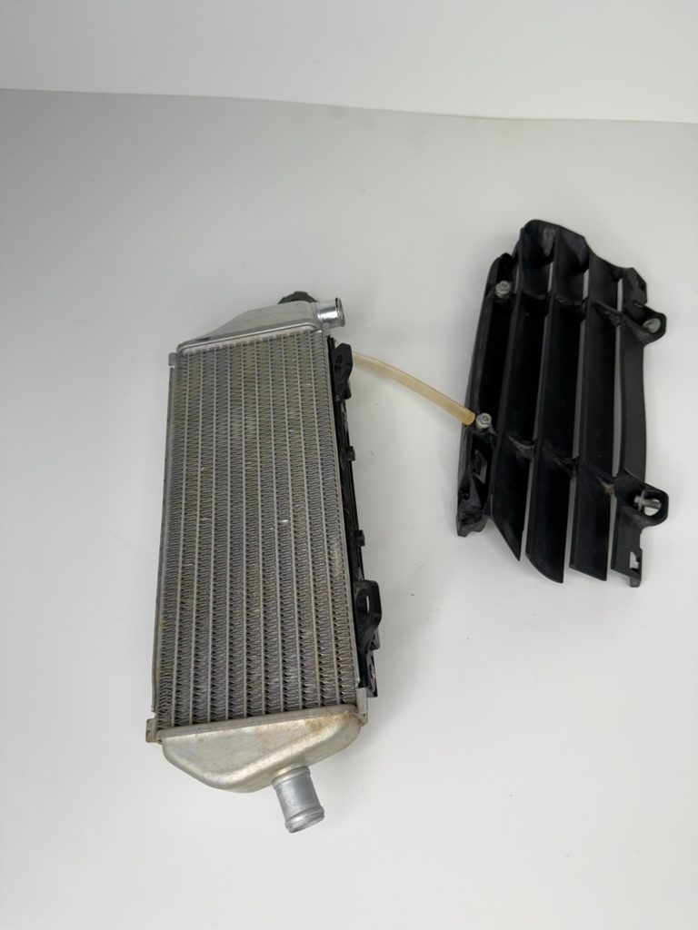 2024 KTM 450 SX-F OEM Right Radiator with Louver Guard A4603500800000