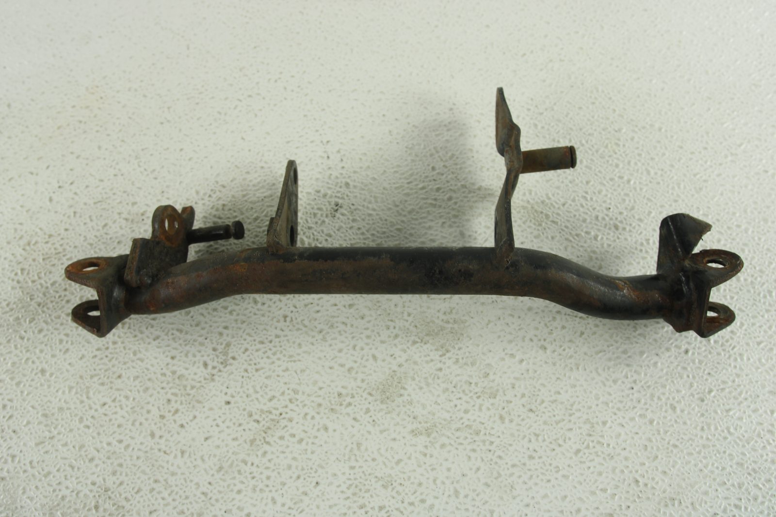 2007 Yamaha TTR90E OEM Footpeg Mount Support Bar /5HN-27411-00-00
