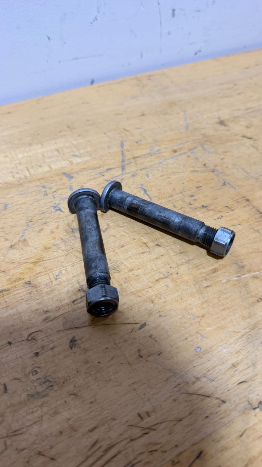 2025 Yamaha YZ250F OEM Swingarm Linkage Bolts Pair - 93342-22217-00