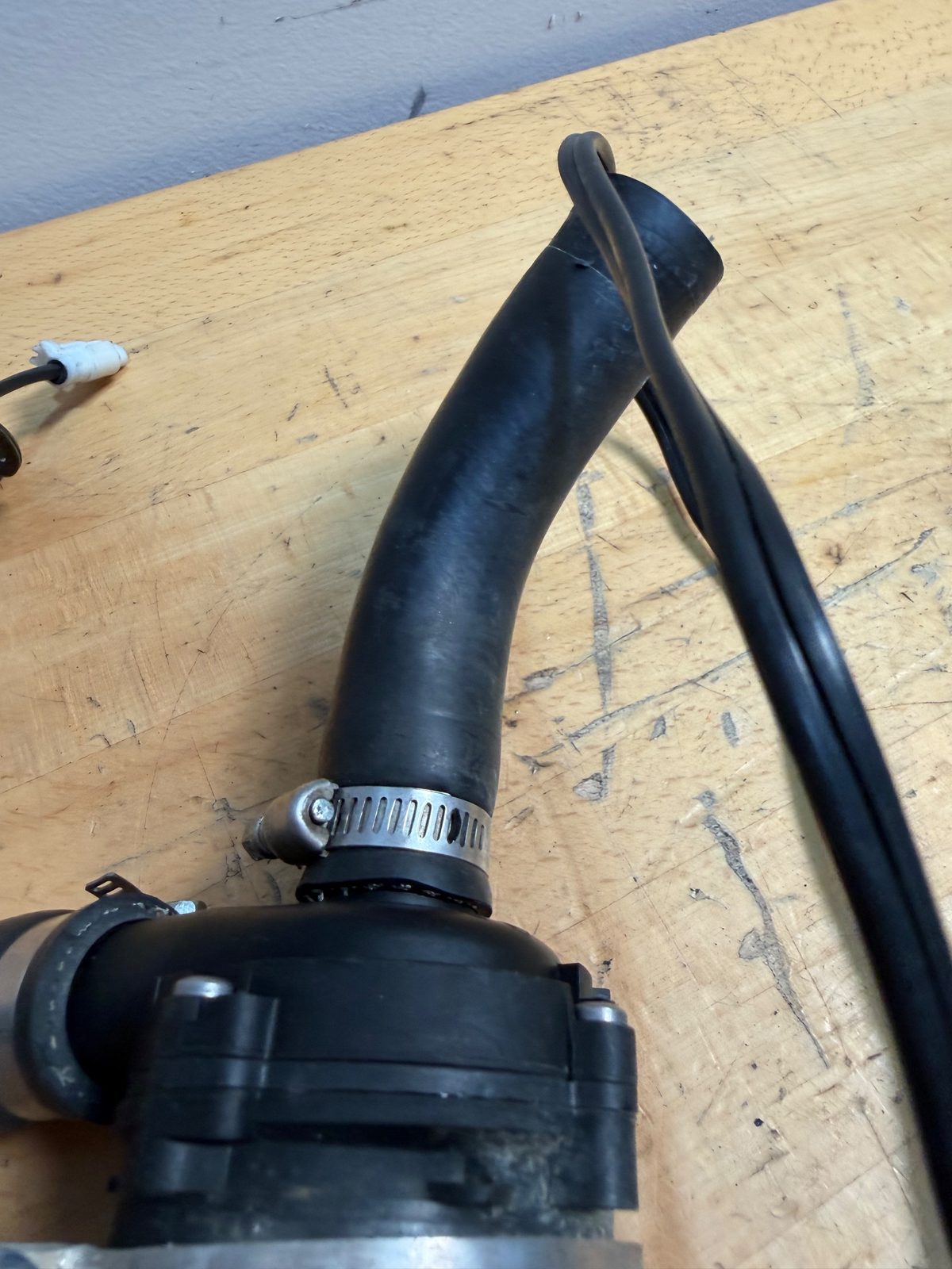 2025 Yamaha YZ250F Bosch Electric Pump with Hoses Clamps and Wiring Pigtail