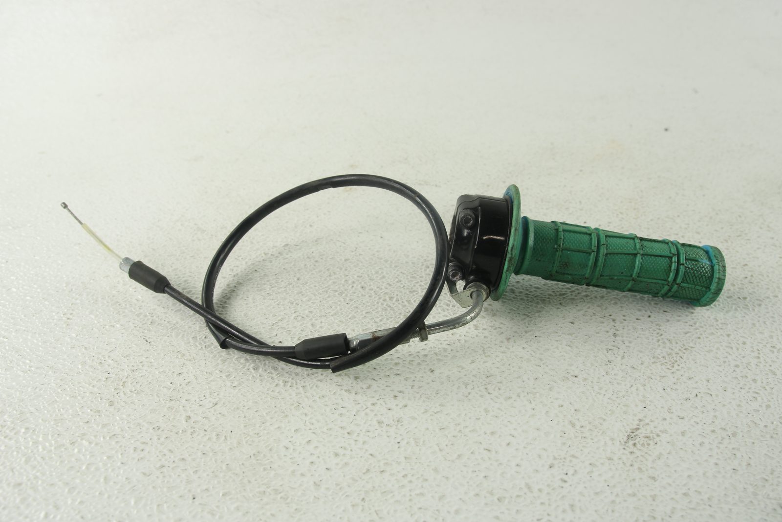 2007 Yamaha TTR90E OEM Throttle Tube Housing with Grip and Cable Complete Assembly - 5HN-26311-00-00