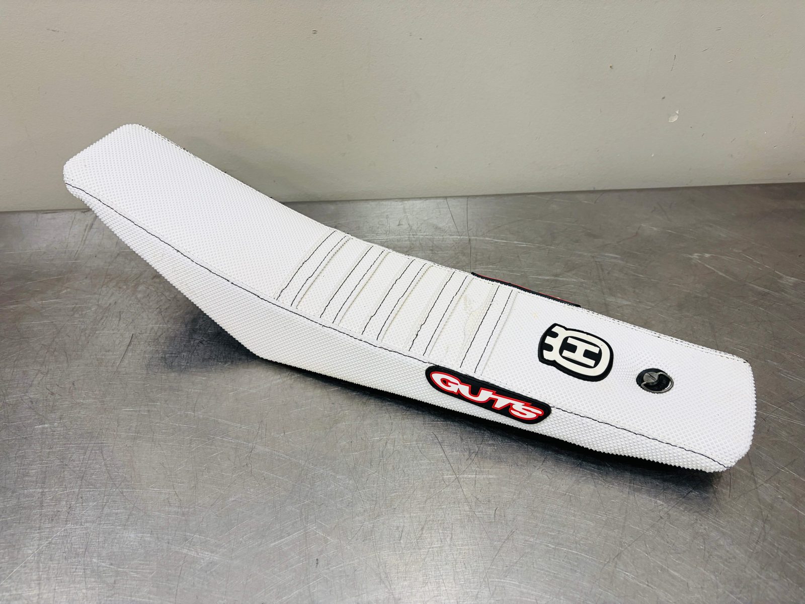 2024 Husqvarna TC65 Seat with GUTS Racing White Gripper Cover A30507040000BJ