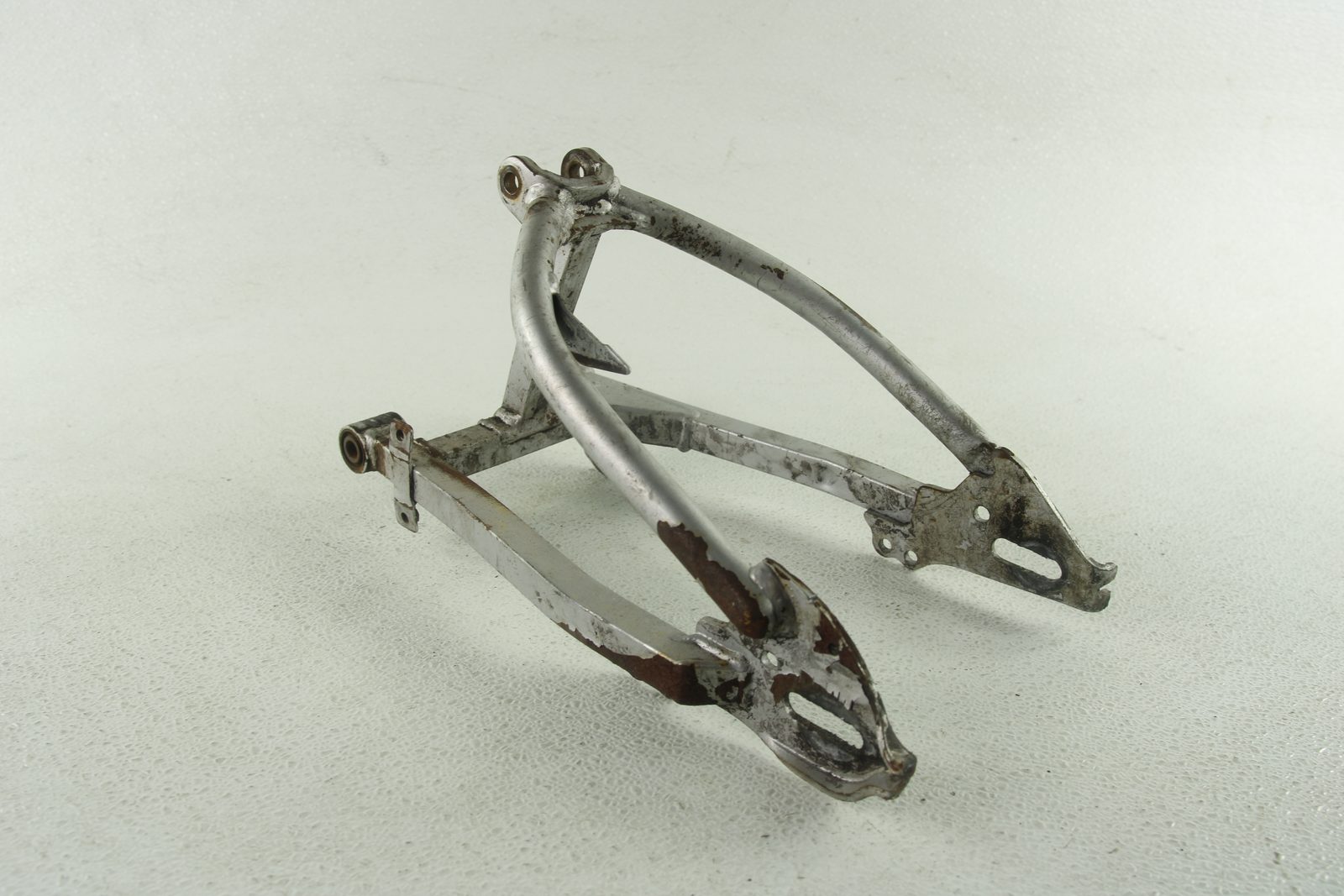 2007 Yamaha TTR90E OEM Rear Swingarm Swing Arm Assembly 5HN-22110-00-00
