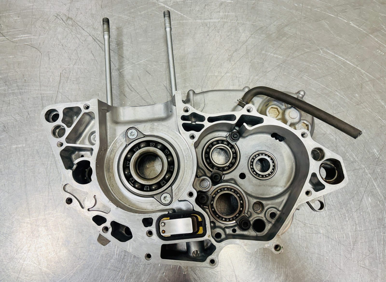 2005 Honda CRF250R Right Crankcase Engine Motor Bottom End OEM 11100-KRN-506