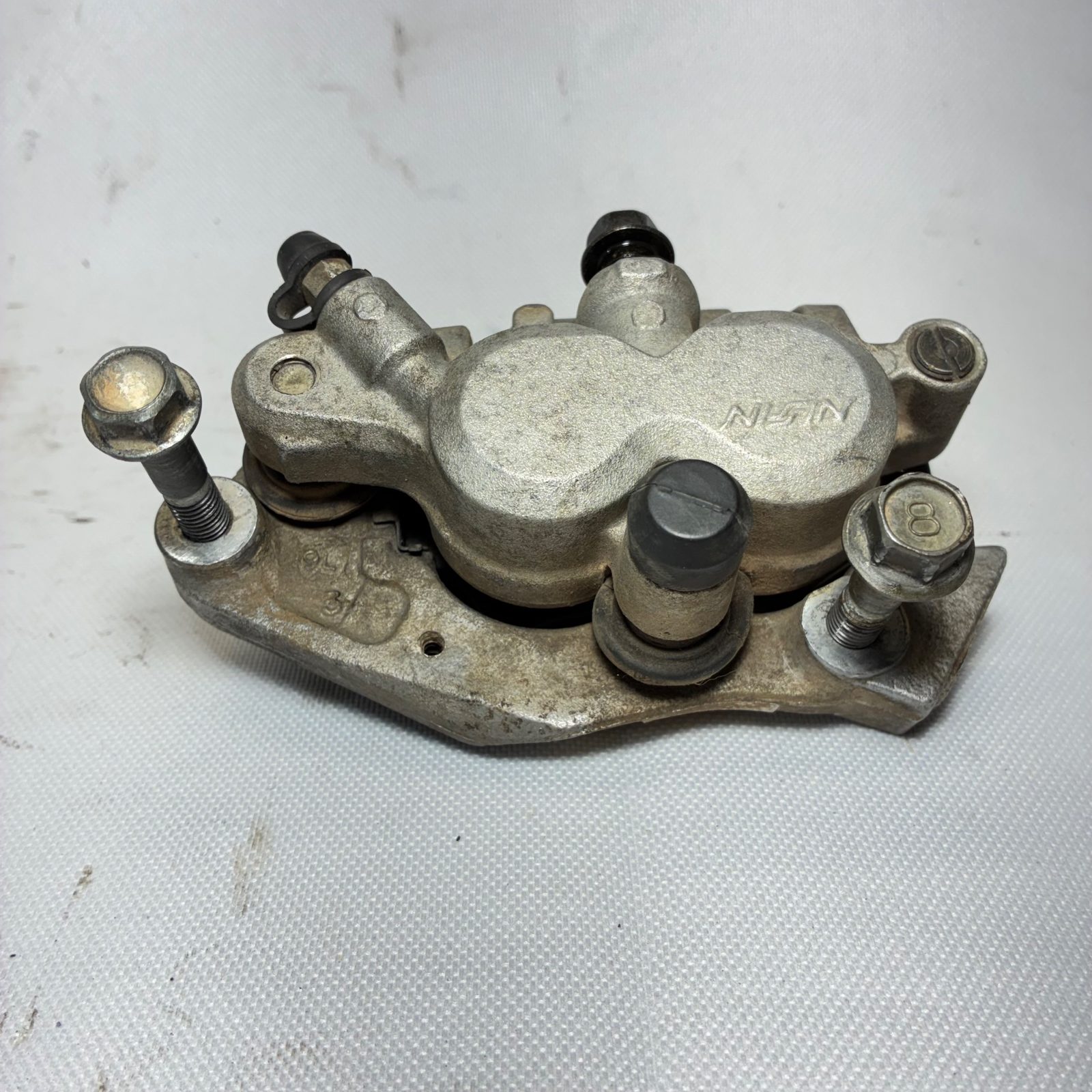 1999 Yamaha YZ250 OEM Front Brake Caliper with Pads and Bolts - 5DH-2580T-00-00