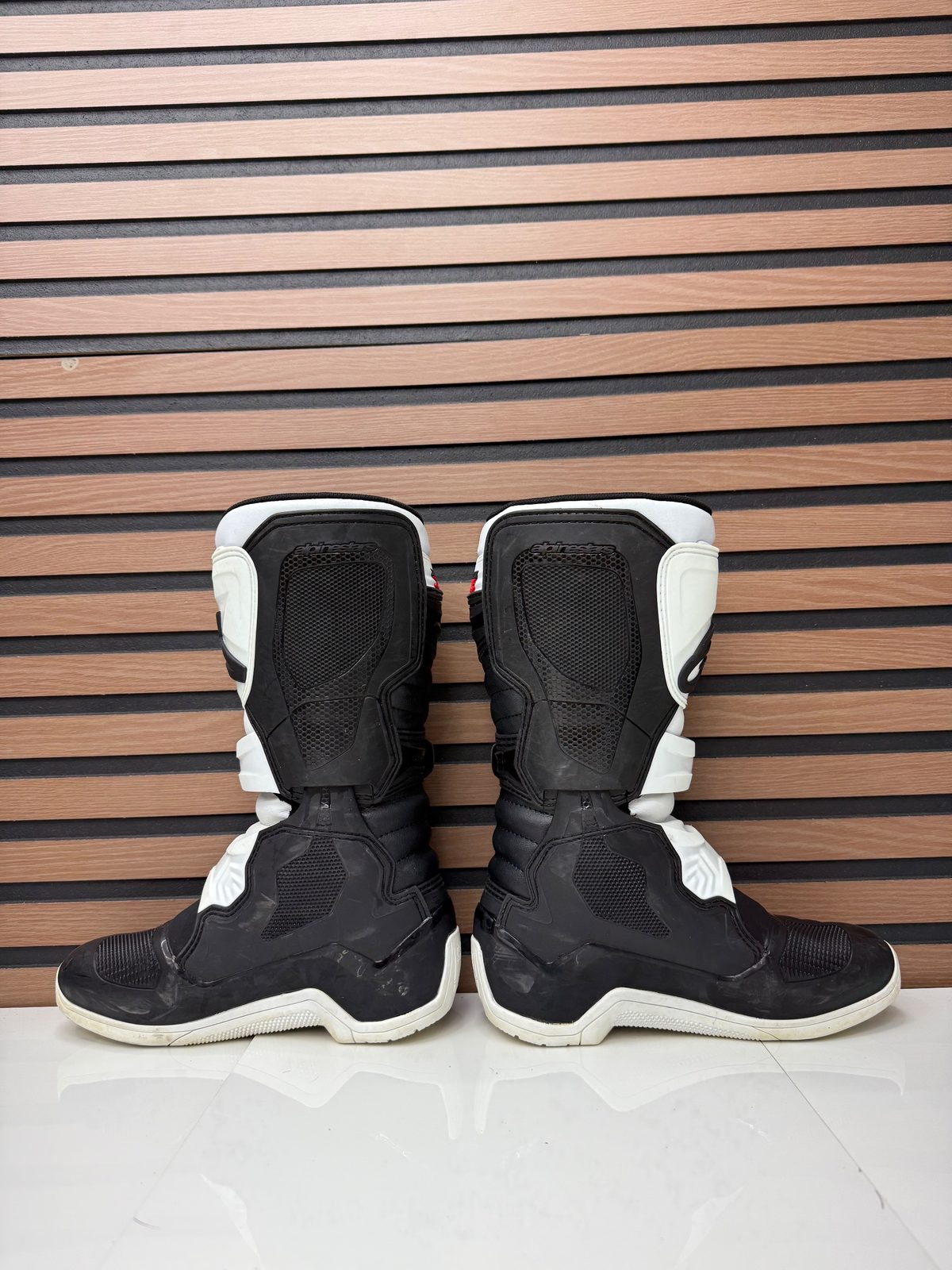 Alpinestars Tech 3S Youth Motocross Boots Black / White - Size 4 Used