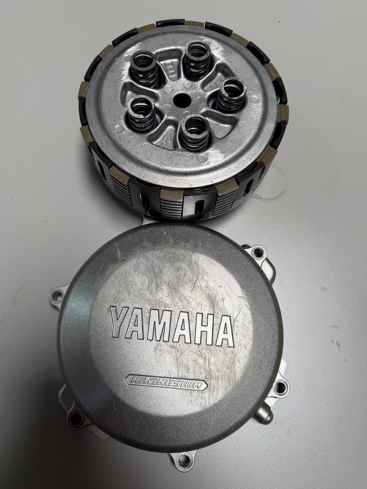 Yamaha YZ125 Magnesium Clutch Cover with Complete Clutch Assembly Basket Hub Plates