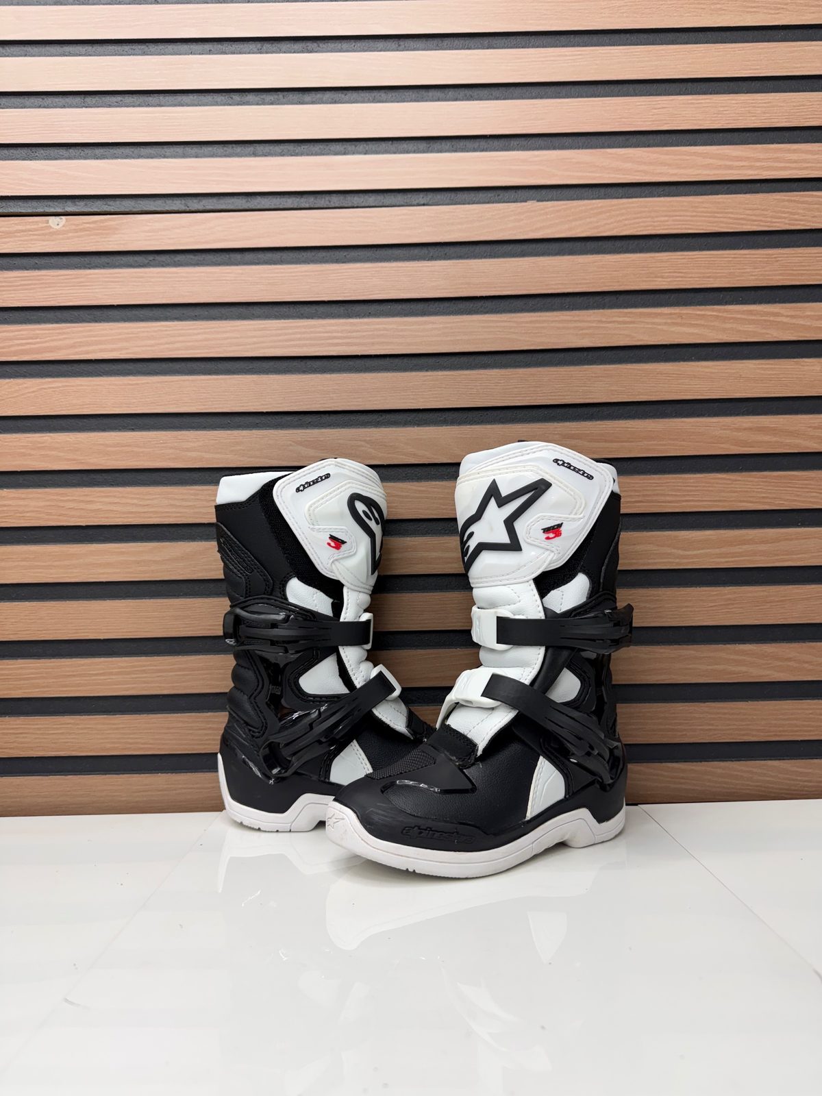 Alpinestars Tech 3s Kids Black / White - Size 11J - 10J Inserts
