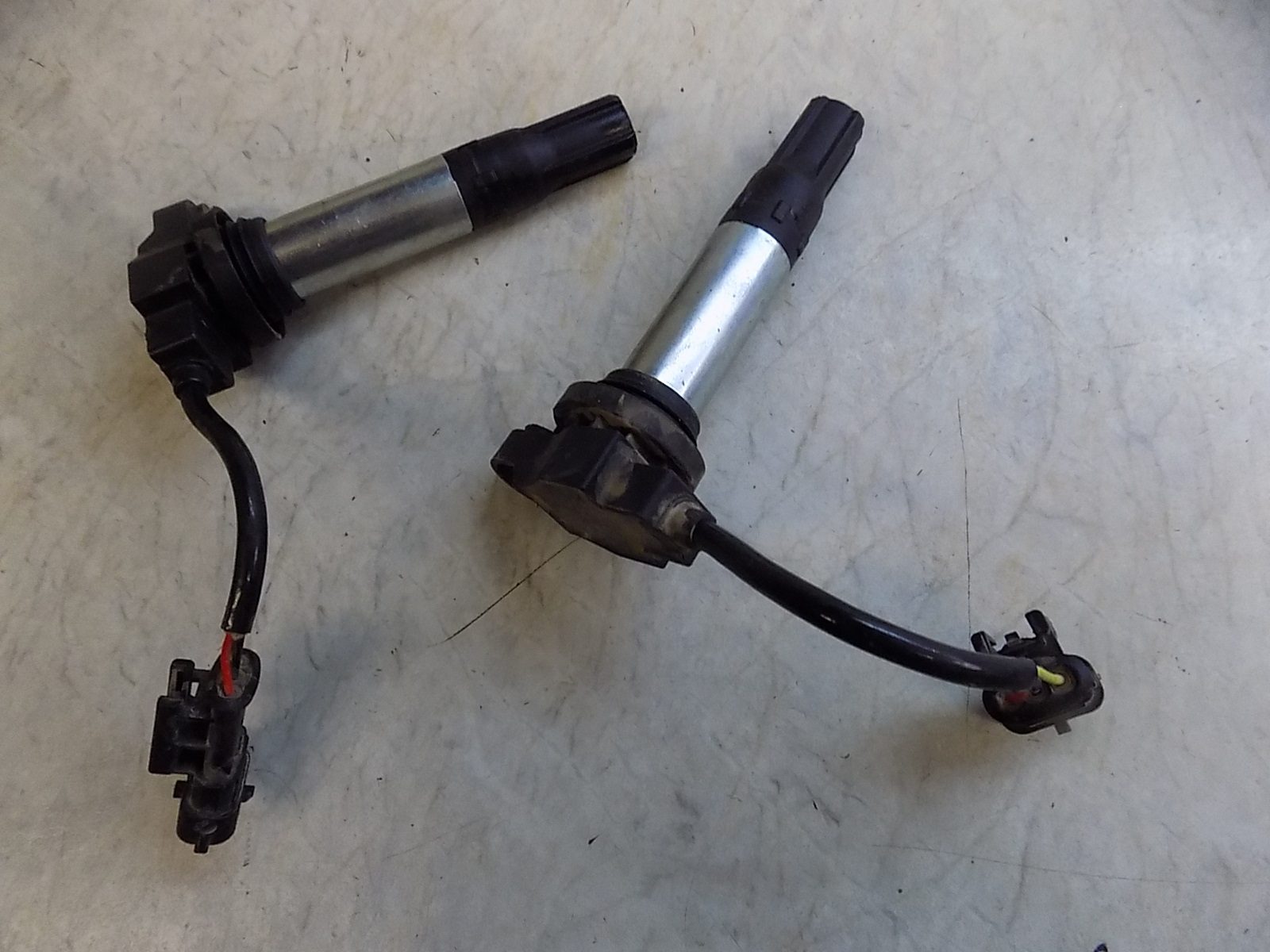 2019-2021 KTM 790 Adventure R OEM Ignition Coil Stick Coils Pair - 63539006100