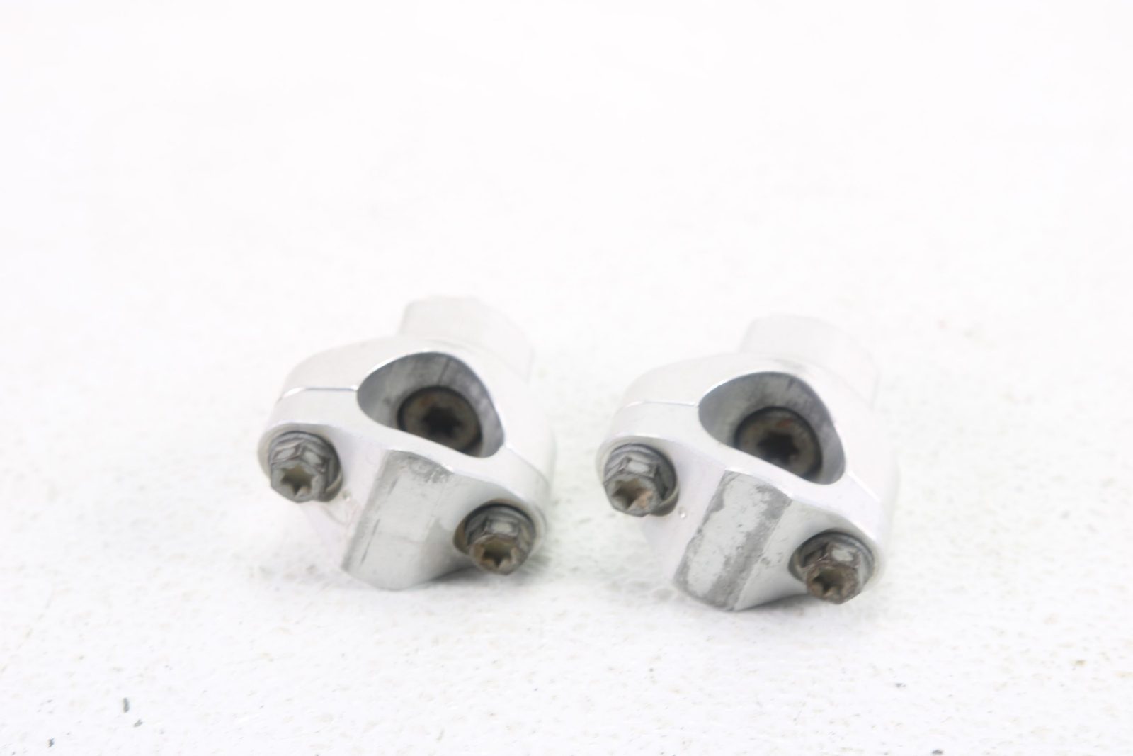 2011 KTM 150 SX OEM Handlebar Mounts Bar Clamps Risers Pair 1 1/8 - 77201038000