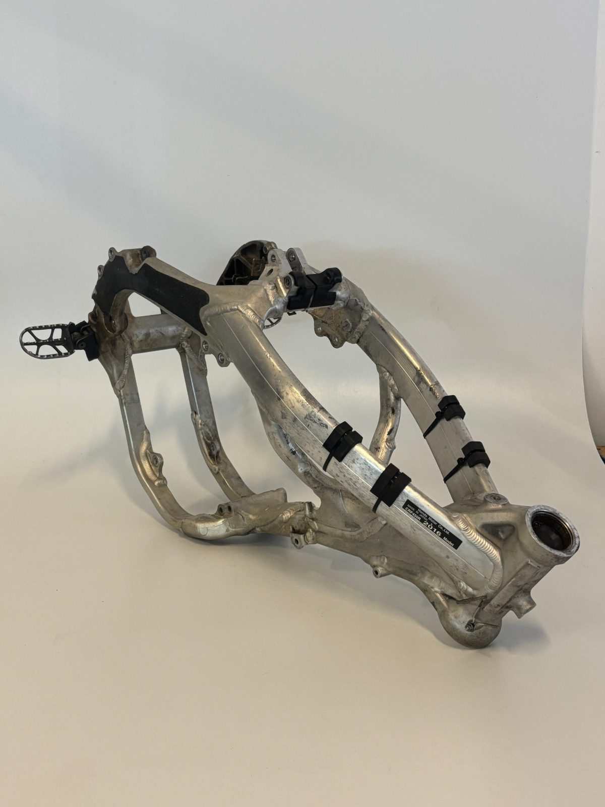 2016 Honda CRF450R Frame Chassis Main Hull OEM 50100-MEN-B10