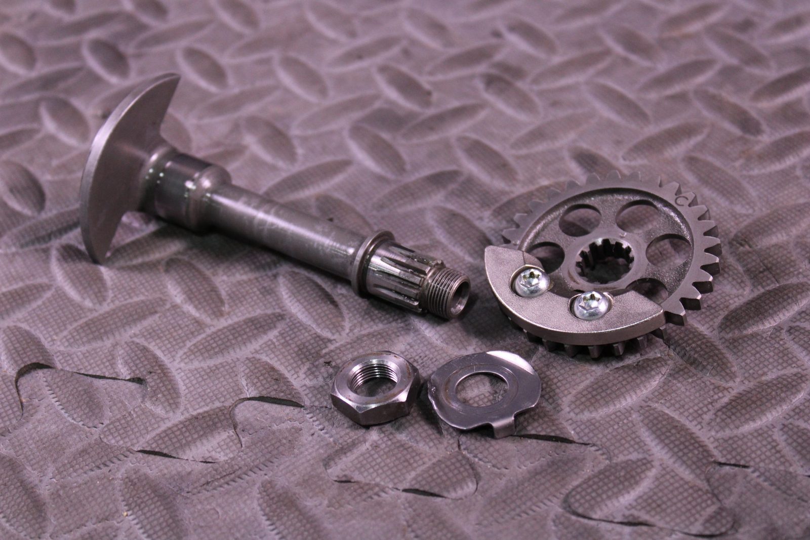 2013 Yamaha YZ250F OEM Crankshaft Counter Balance Shaft Assembly 17D-11455-10-00