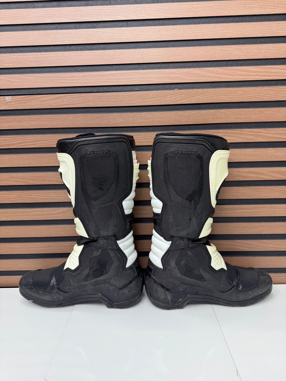 Alpinestars Tech 3 Black / White - Size 7