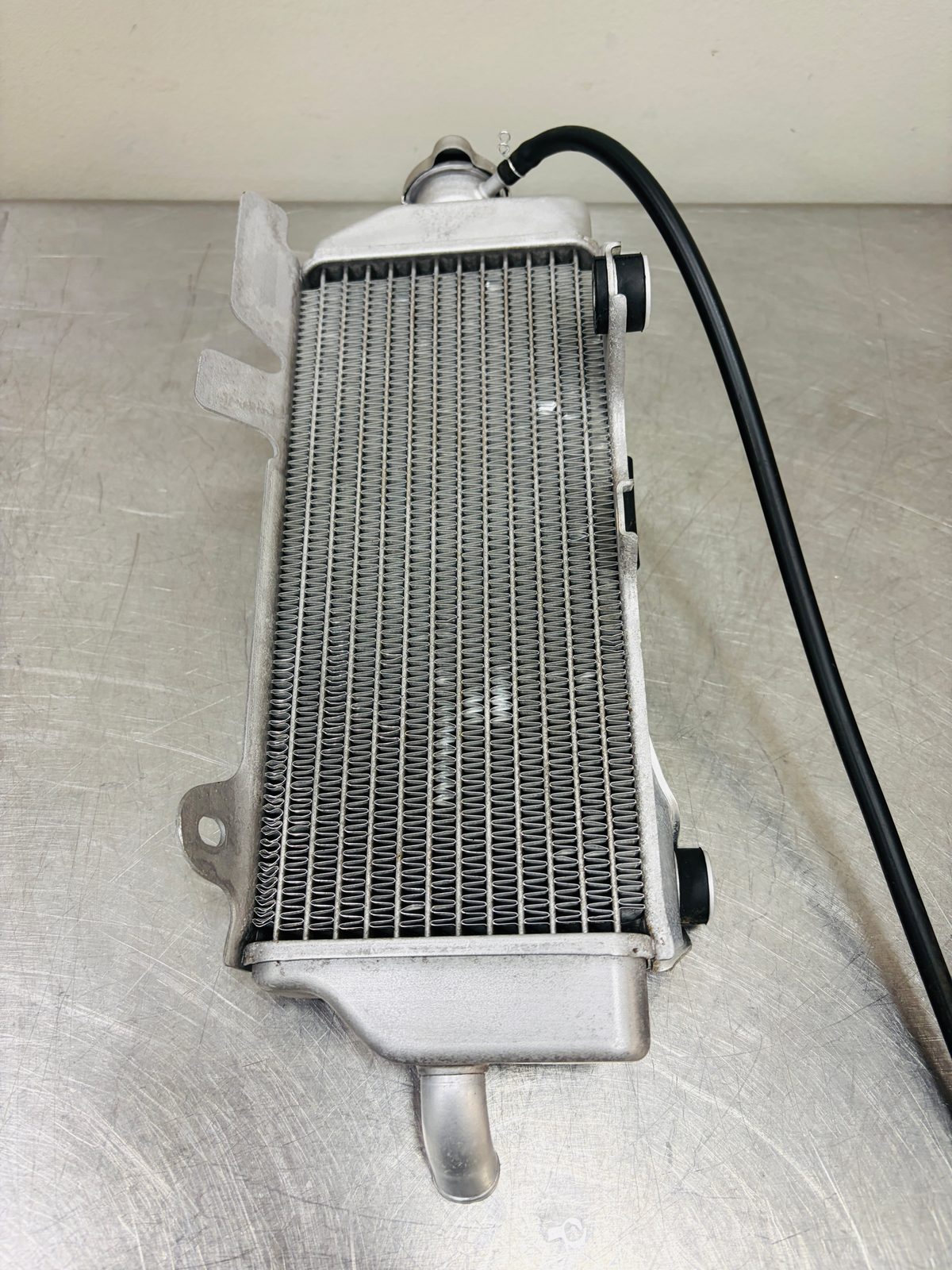 2024-2026 YAMAHA YZ250F / YZ 450F FILL SIDE RADIATOR PART# BHR-12461-00-00