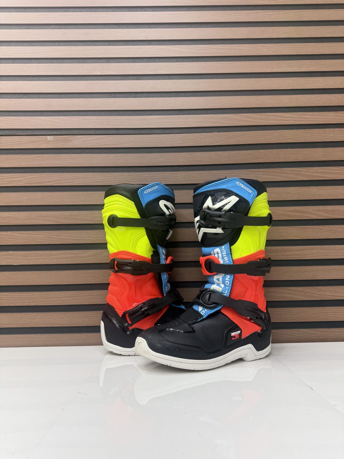 Alpinestars Tech 3S Youth Black / Blue / Yellow - SIze 4 US
