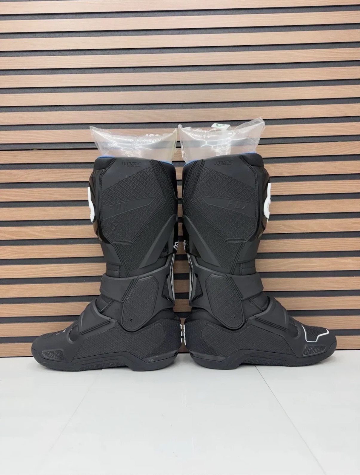 Fox Racing Instinct Motocross Boots Black / White - size 8 MX Off-Road