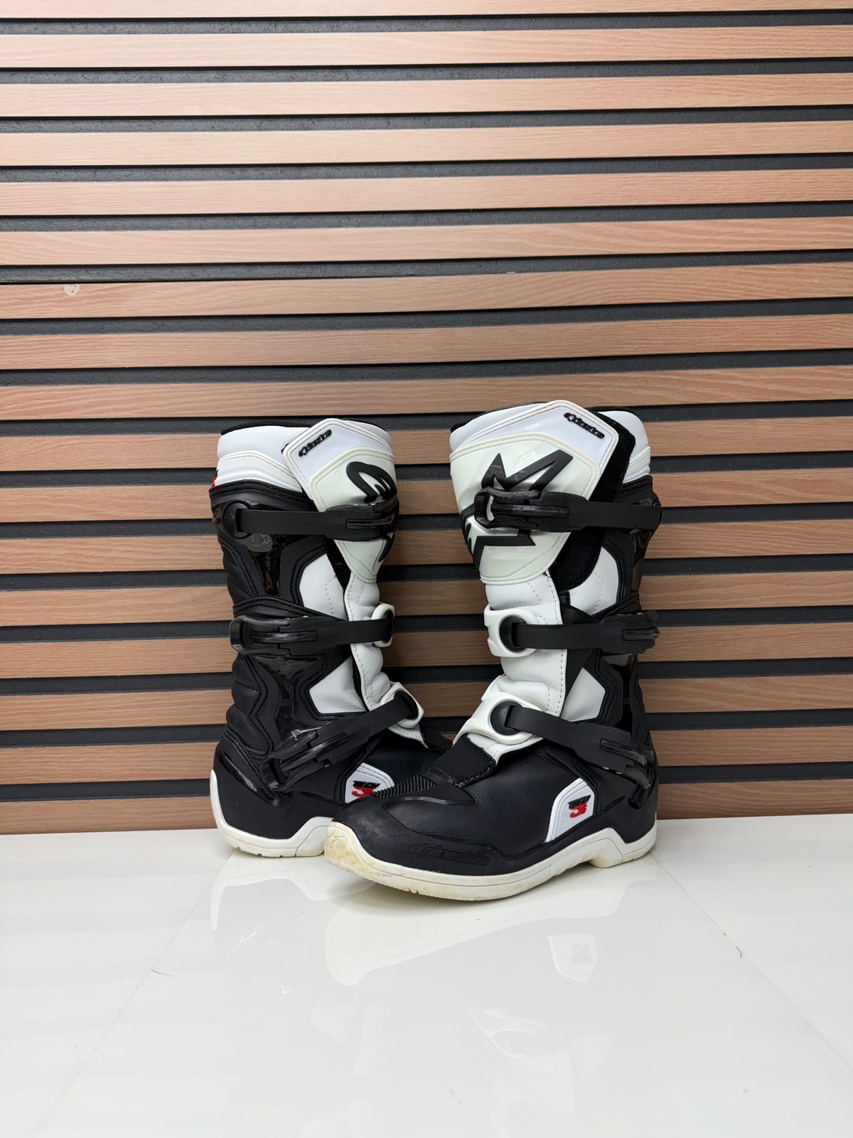 Alpinestars Tech 3S Youth Motocross Boots Black / White - Size 4 Used