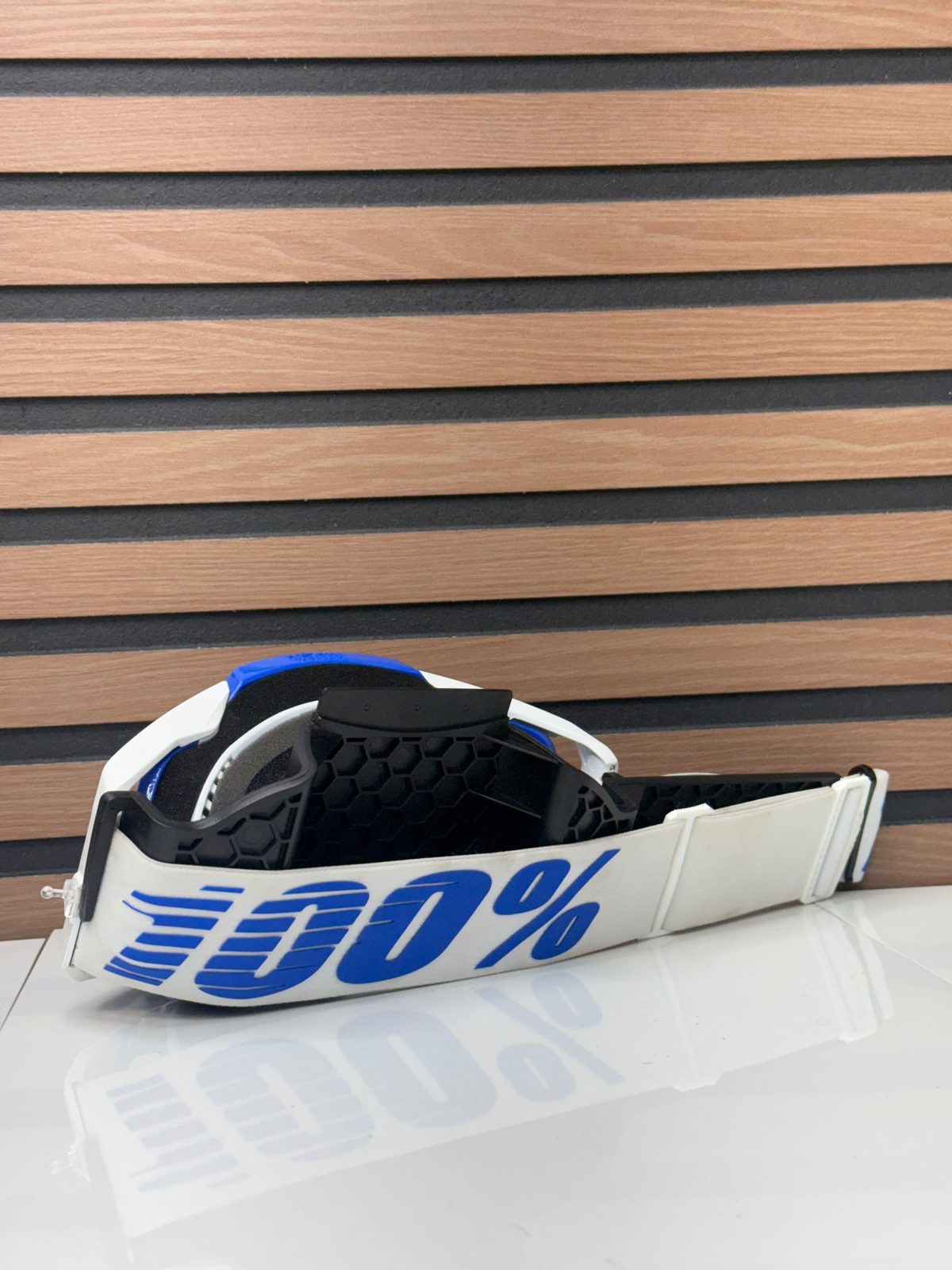 100% Armega Motocross Goggles White Blue Blue Mirror Lens Used MX
