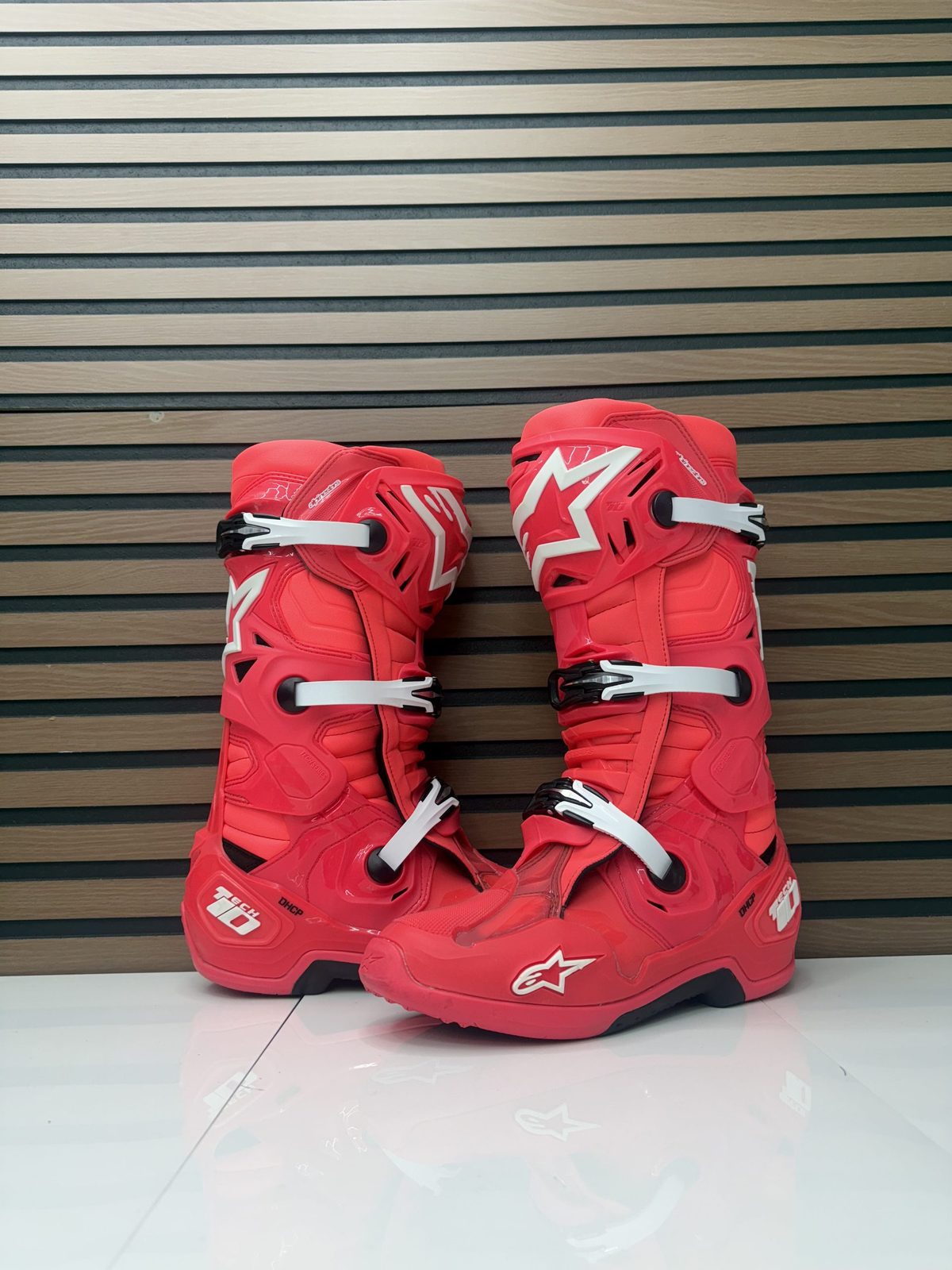 Alpinestars Tech 10 Boots Diva Pink / White - Size 9 US