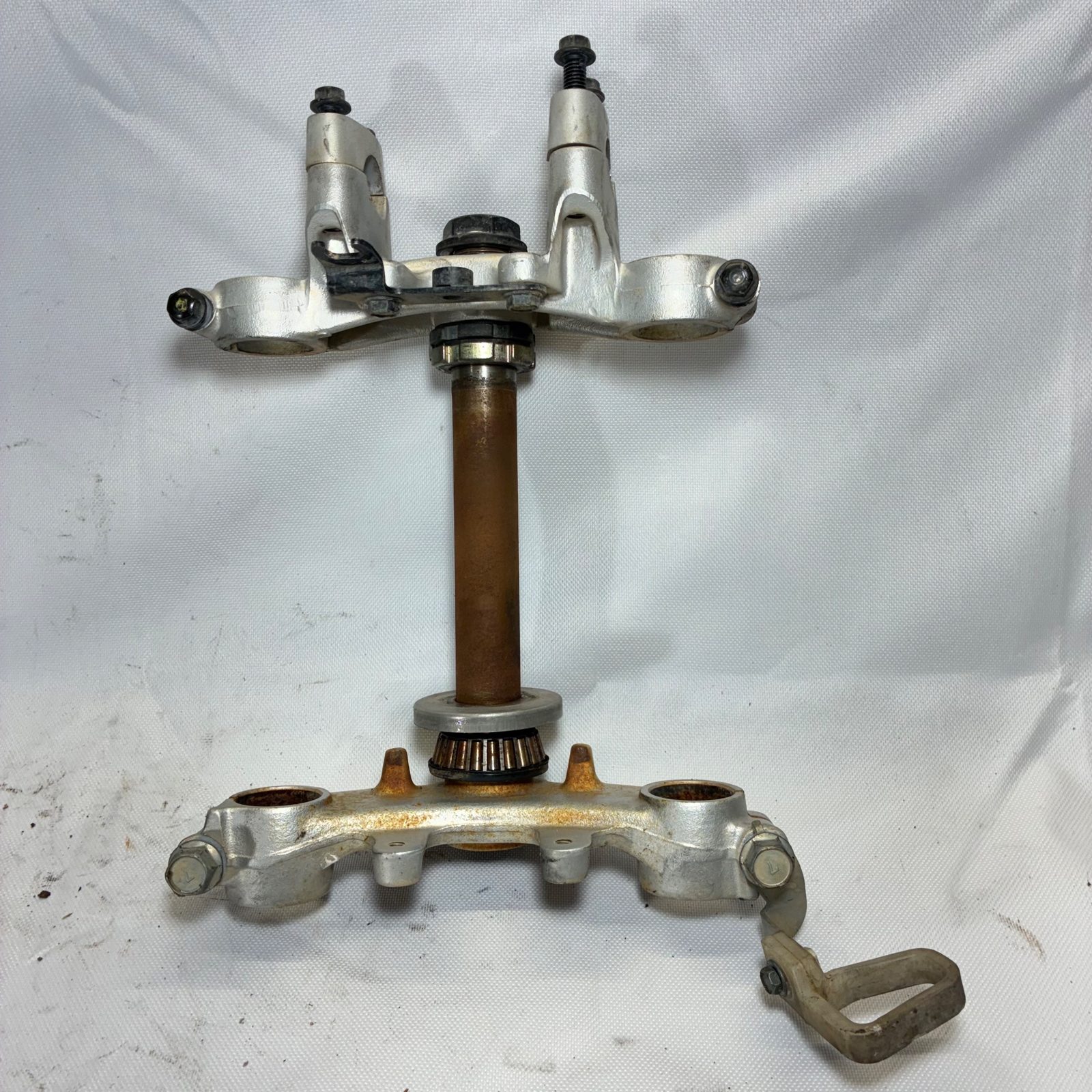 2006 Yamaha TTR125LE Triple Clamps Steering Stem Assembly - 5HP-23340-00-00