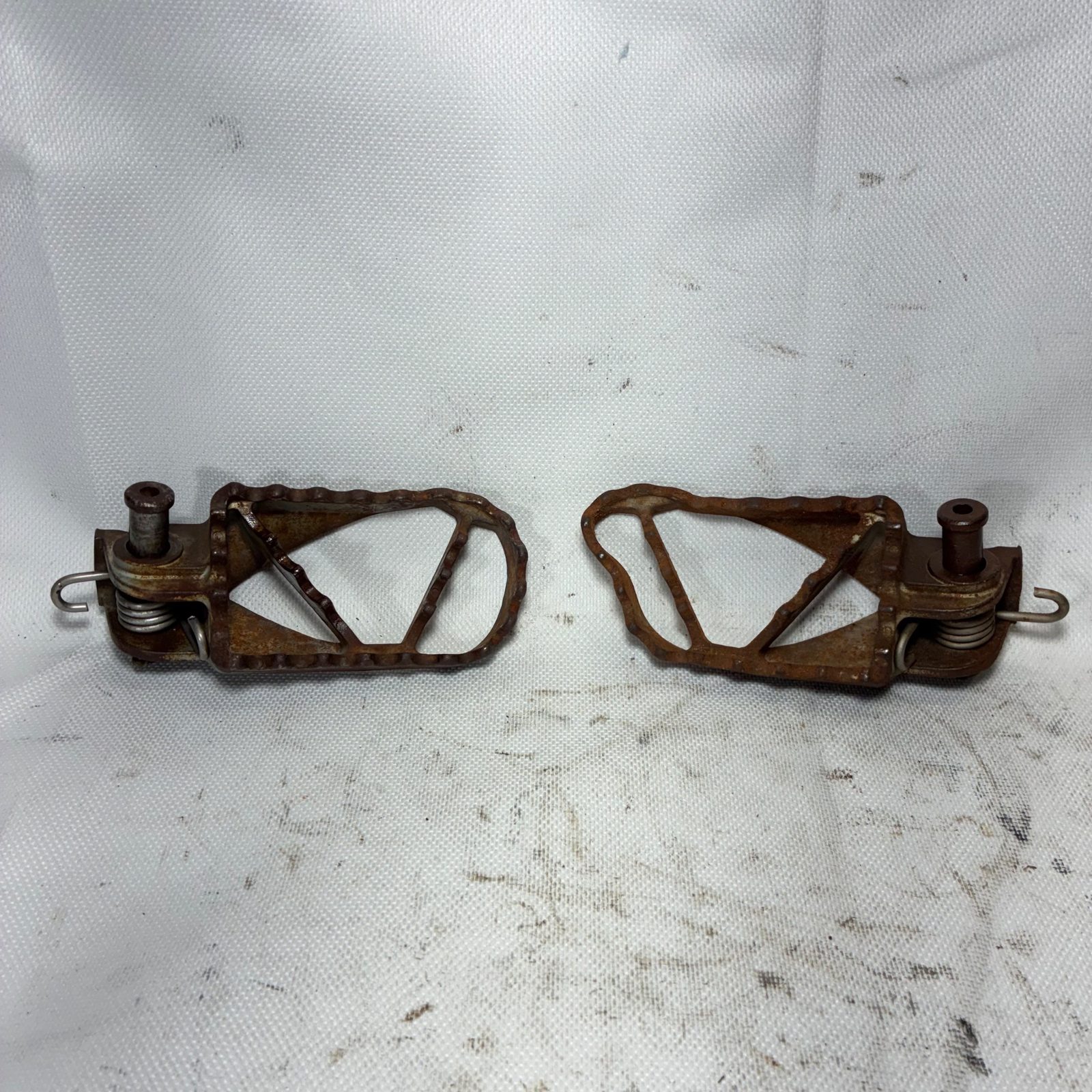 2006 KTM 250 EXC Foot Pegs Pair - TRS795O