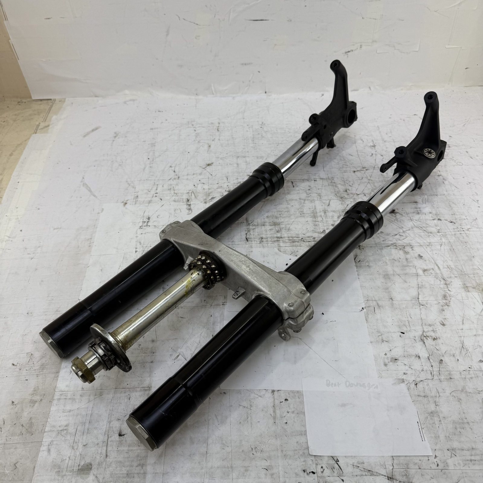2011 - 2022 SUZUKI GSXR600 GSXR750 FRONT FORKS BENT PAIR 51311-01H00