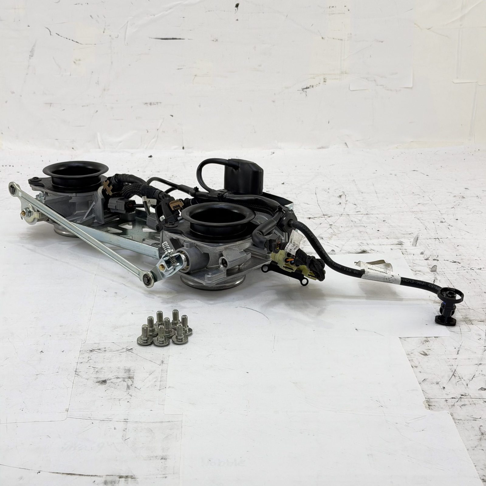 2022 - 2025 DUCATI MONSTER 937 THROTTLE BODY ASSEMBLY WITH HARNESS AND BOLTS