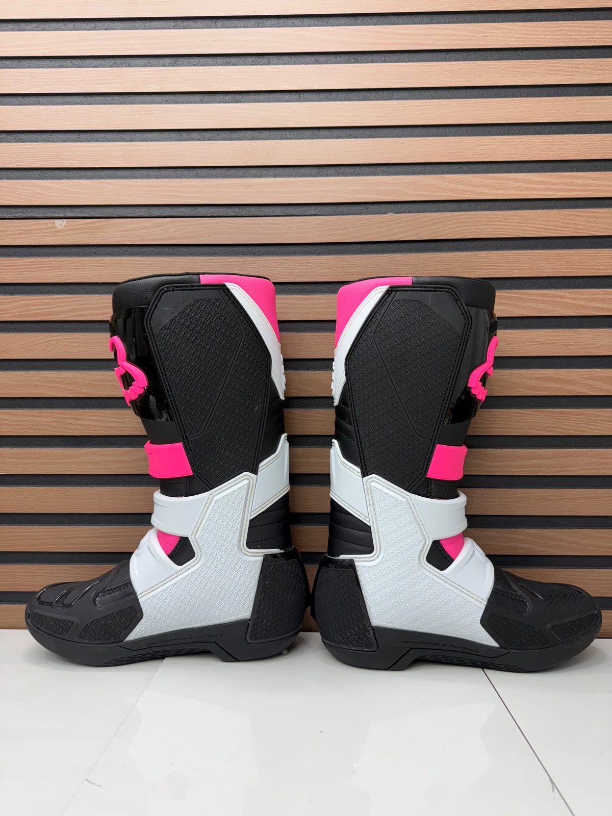 Open Box - Fox Racing Comp Boots Black / White / Pink - Size W8
