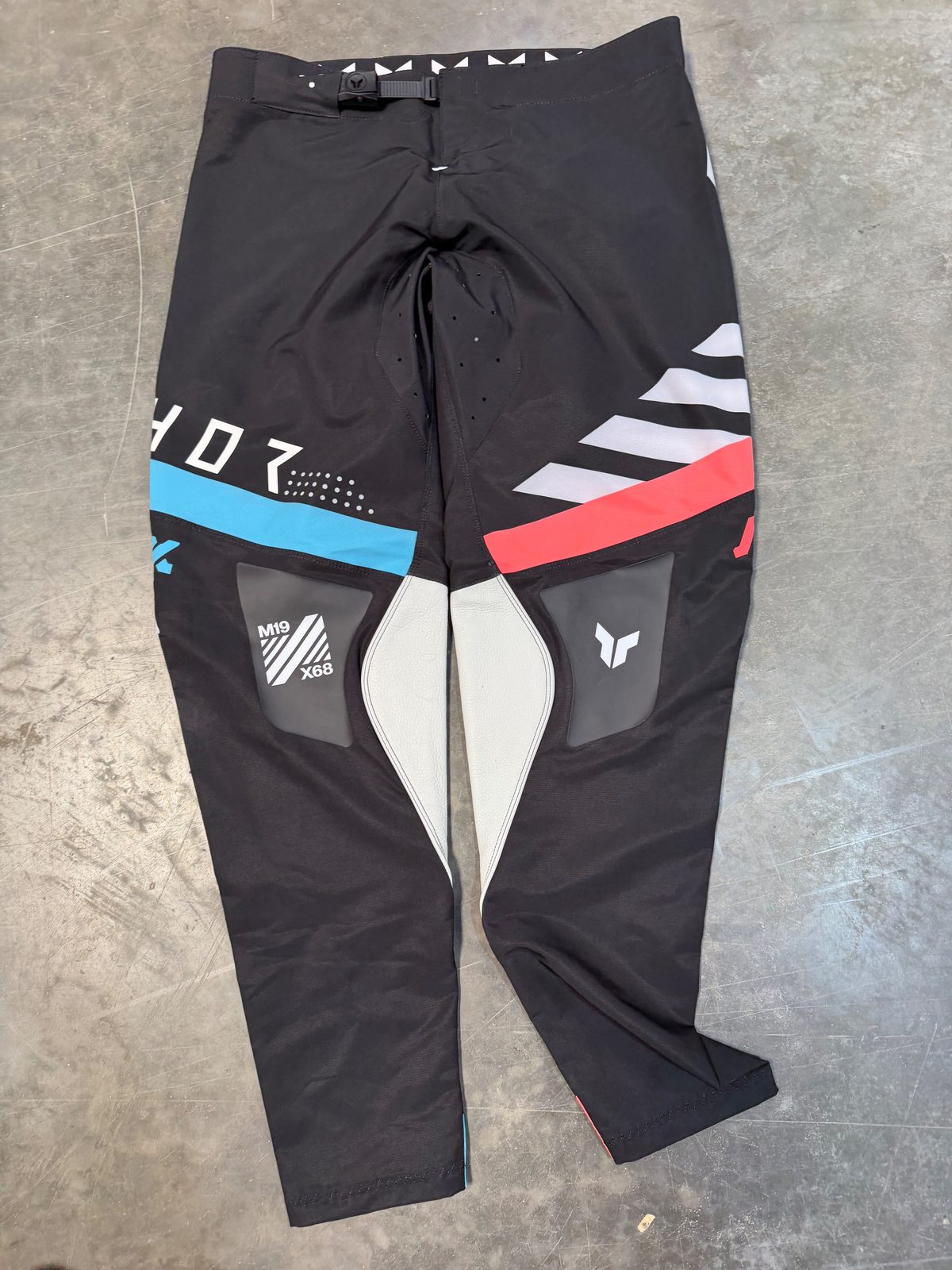 Thor Sector Motocross Pants Black Red Blue Size 34