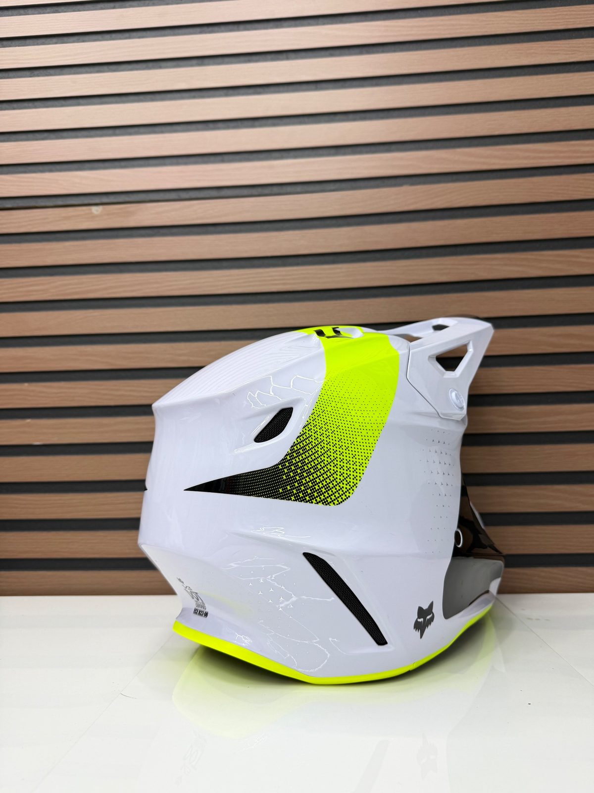 Fox Racing V3 Tine Helmet - White / Neon - Small