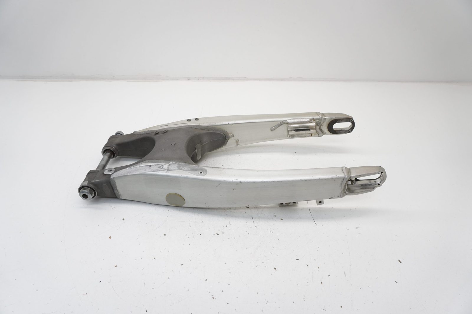 2007 YZ450F Swingarm OEM Rear Swing Arm 2S2-22110-00-00 Yamaha YZ 450F #3