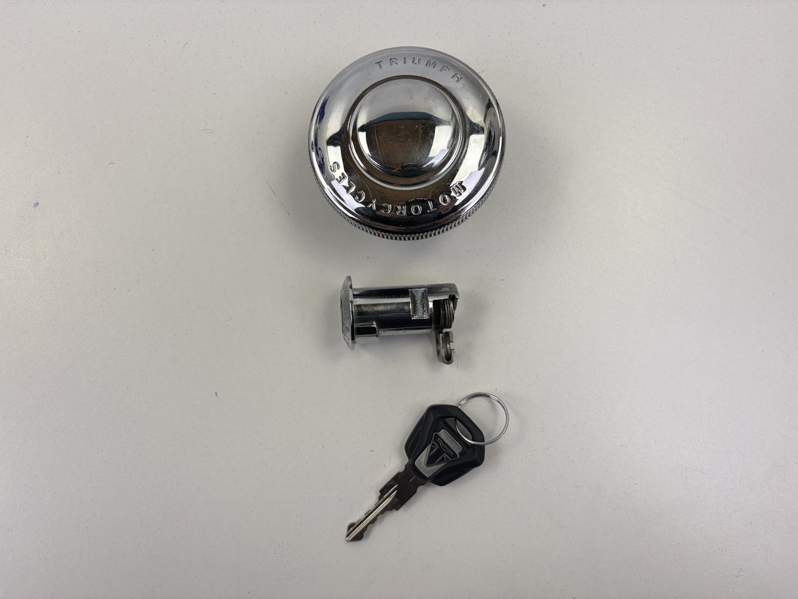 Triumph Lock Set Gas Cap Seat Lock - T2400718