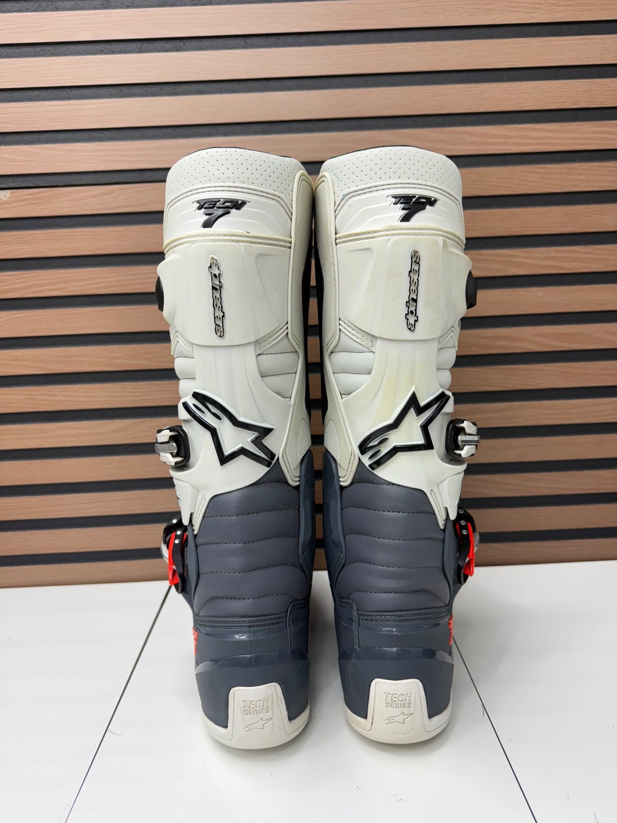 Alpinestars Tech 7 Motocross Boots White Grey Size 11 US Like New