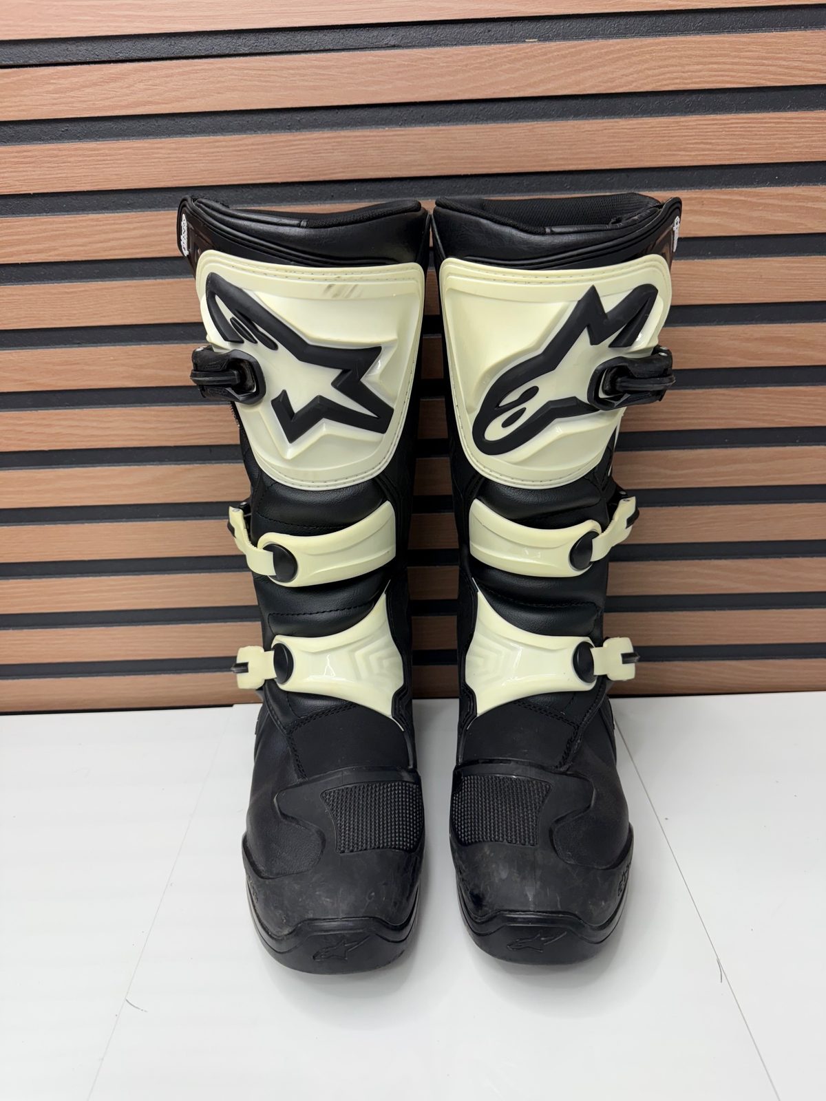 Alpinestars Tech 3 Black / White - Size 7