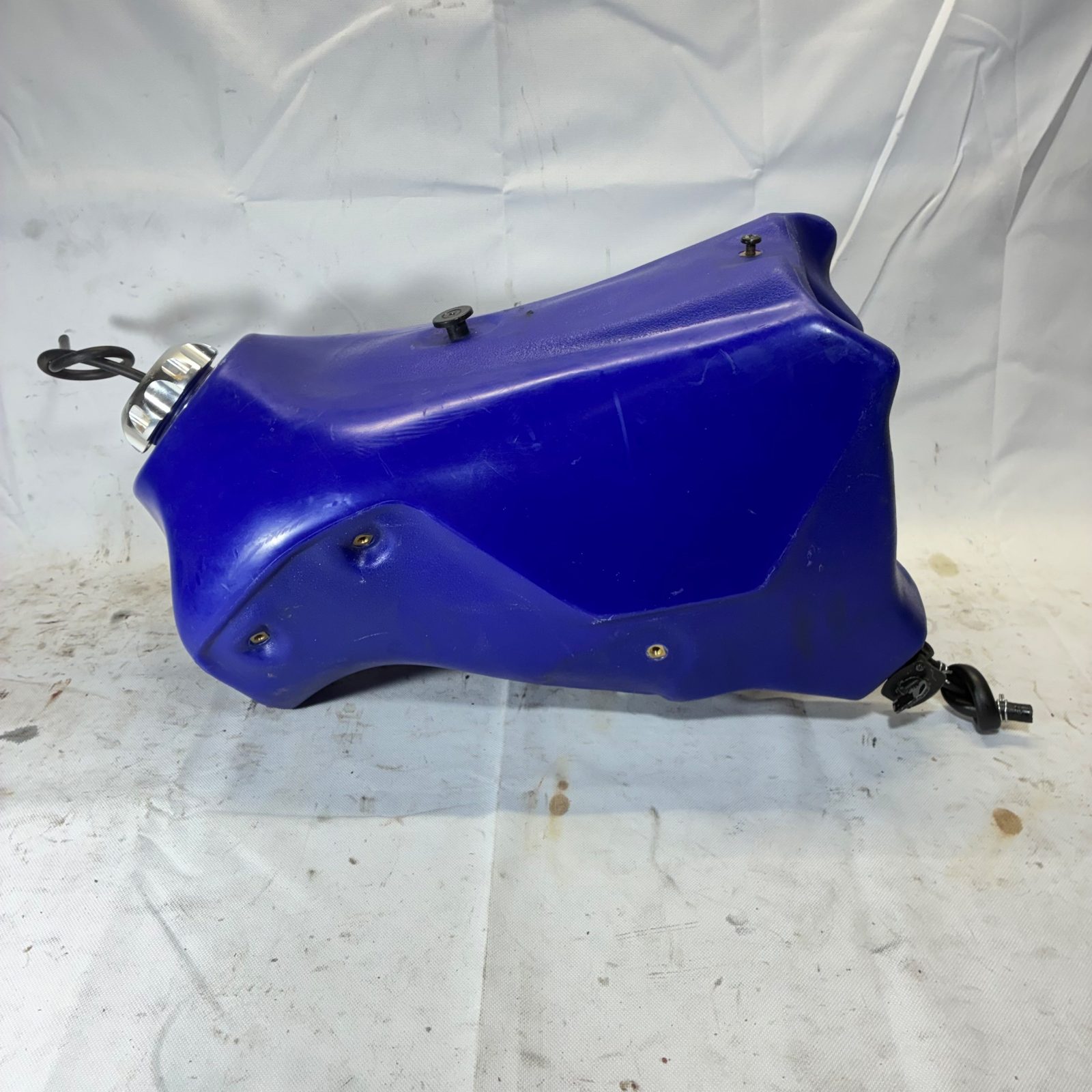 1999 Yamaha YZ250 Aftermarket Oversized Fuel Gas Tank with Cap and Petcock - 5MW-24110-01-00
