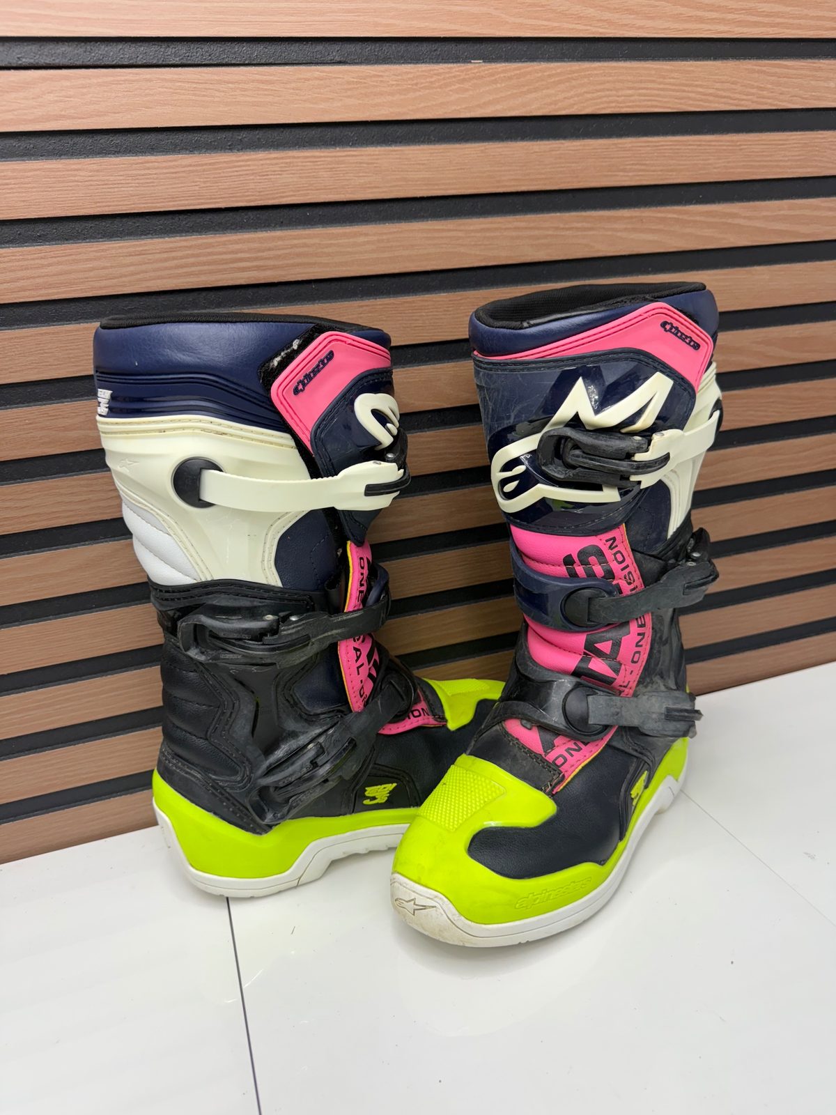 Alpinestars Tech 3S Youth Motocross Boots Pink Neon Yellow Size 5
