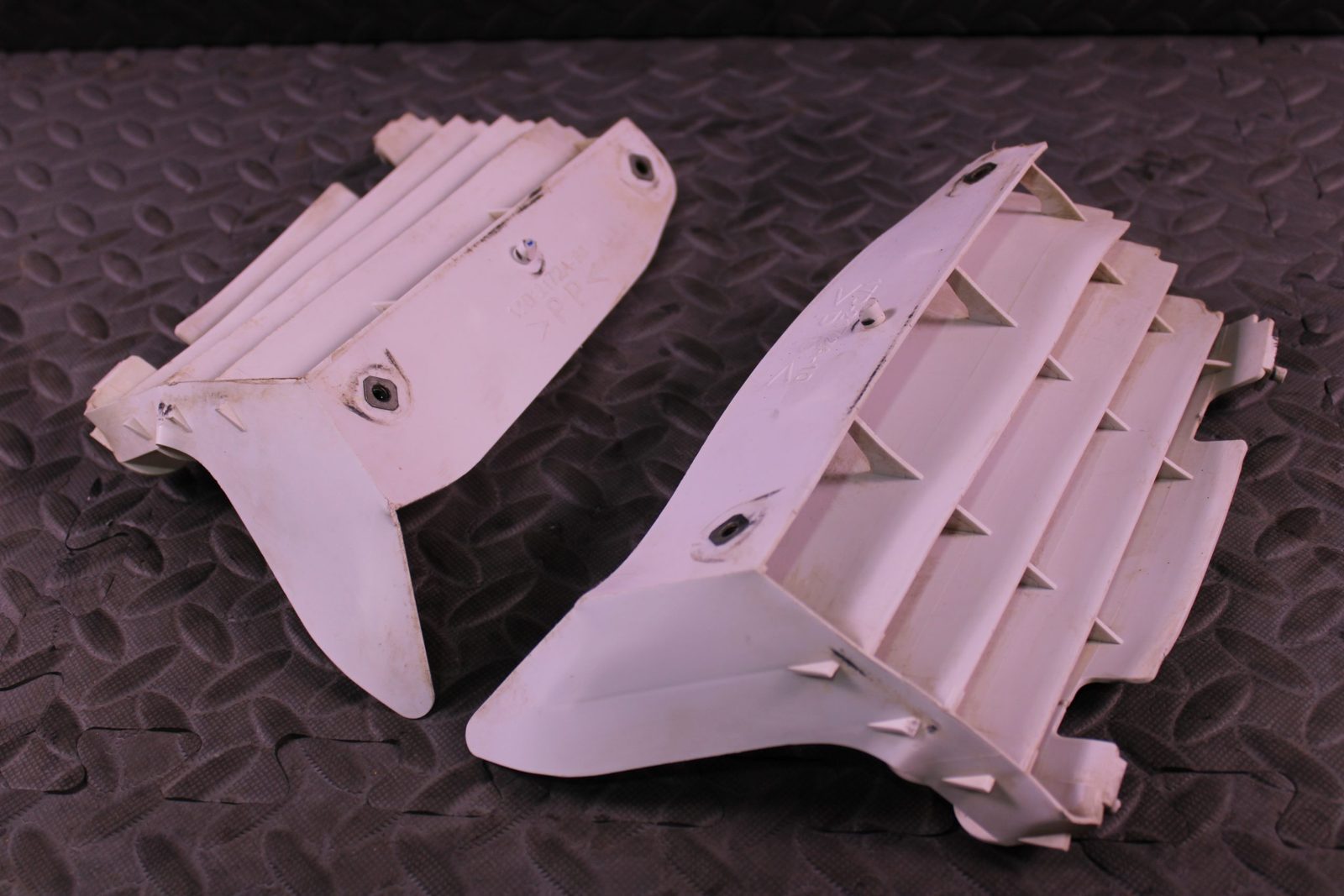 2013 Yamaha YZ250F OEM Radiator Louvers Pair 17D-2172A-10 - 17D-2172A-10-00