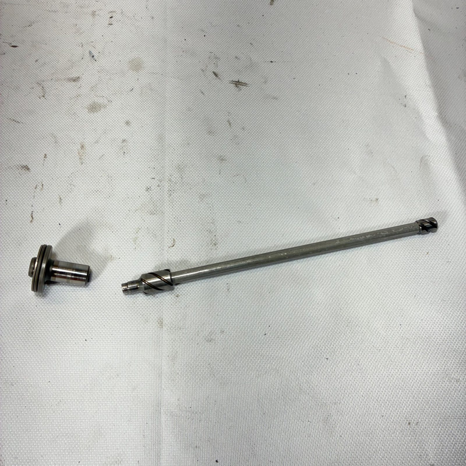 1999 Yamaha YZ250 OEM Clutch Push Rod and Lifter - 5X4-11921-02-00