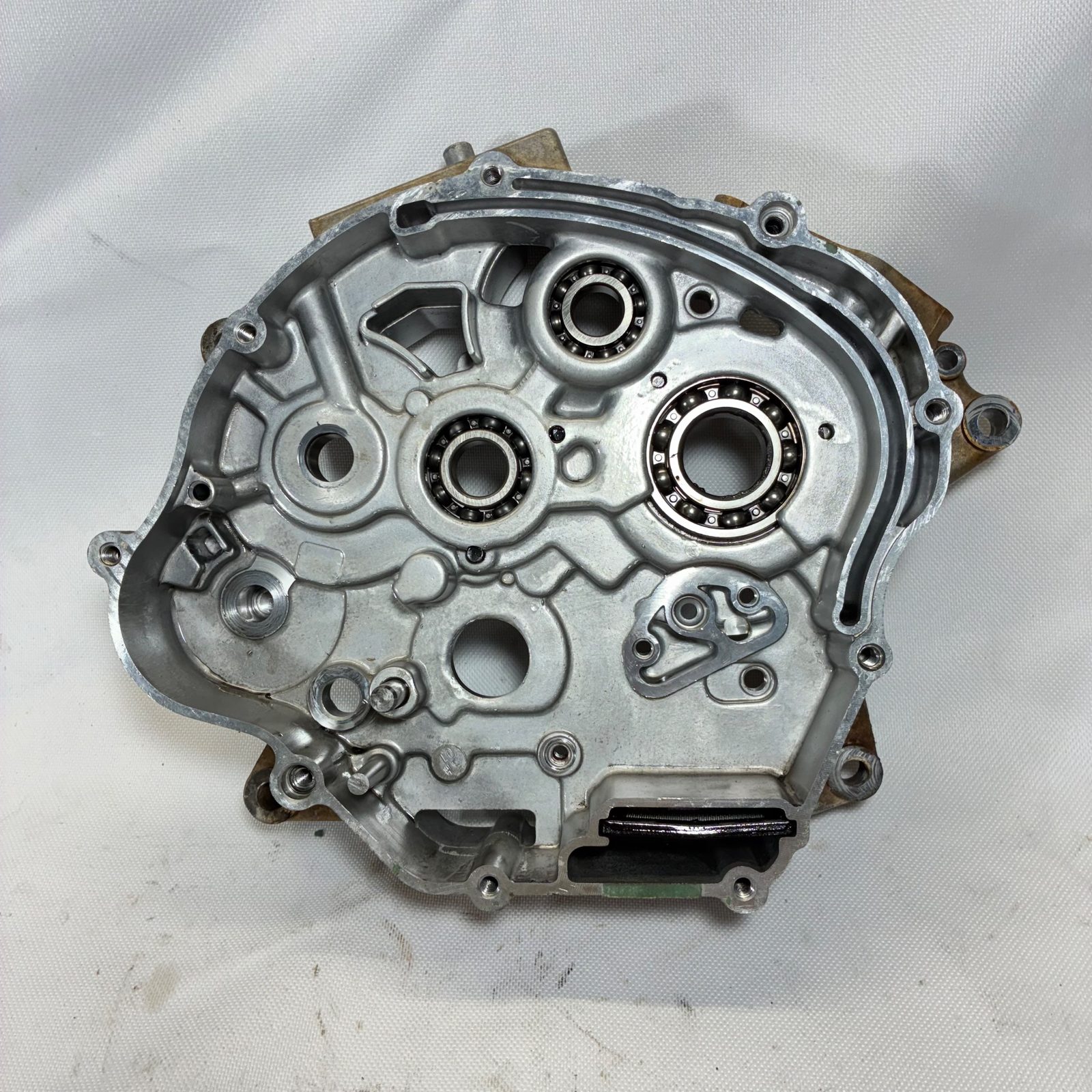 2006 Yamaha TTR125LE Right Engine Crankcase Case Half - 1B2-E4411-00-00