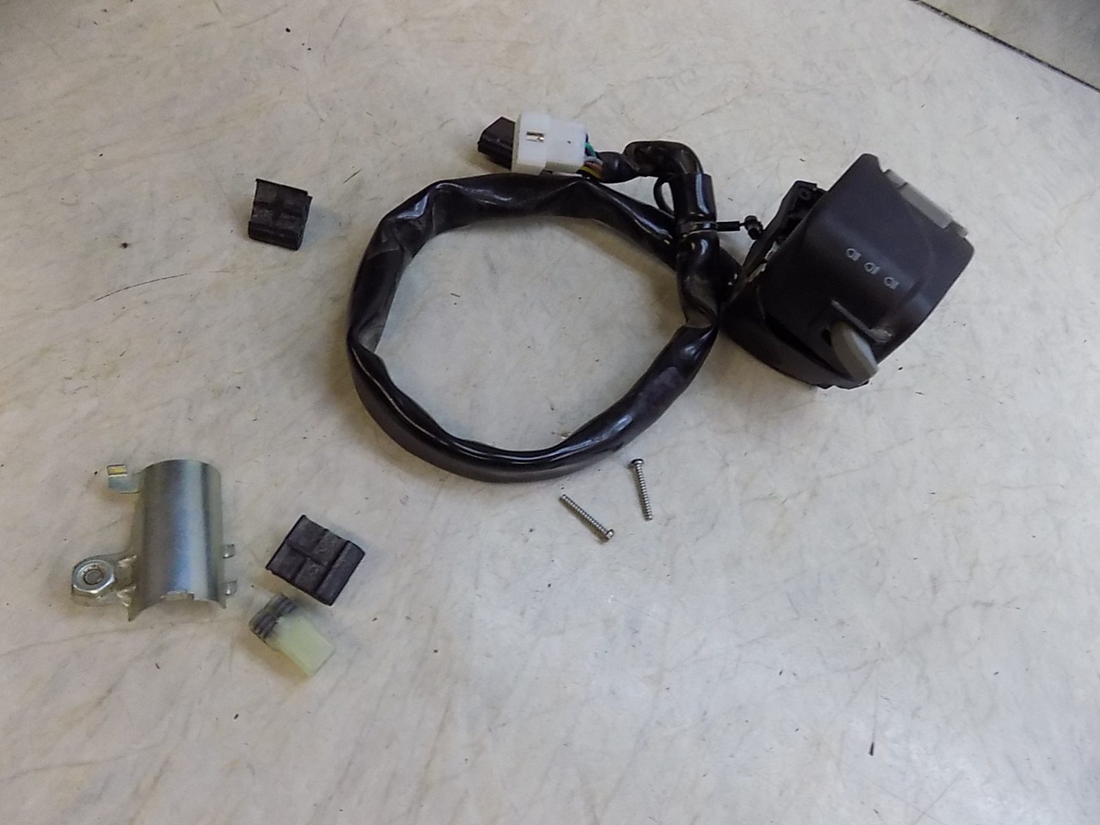 KTM 790 Adventure R OEM Left Handlebar Control Switch 76011170100 2020