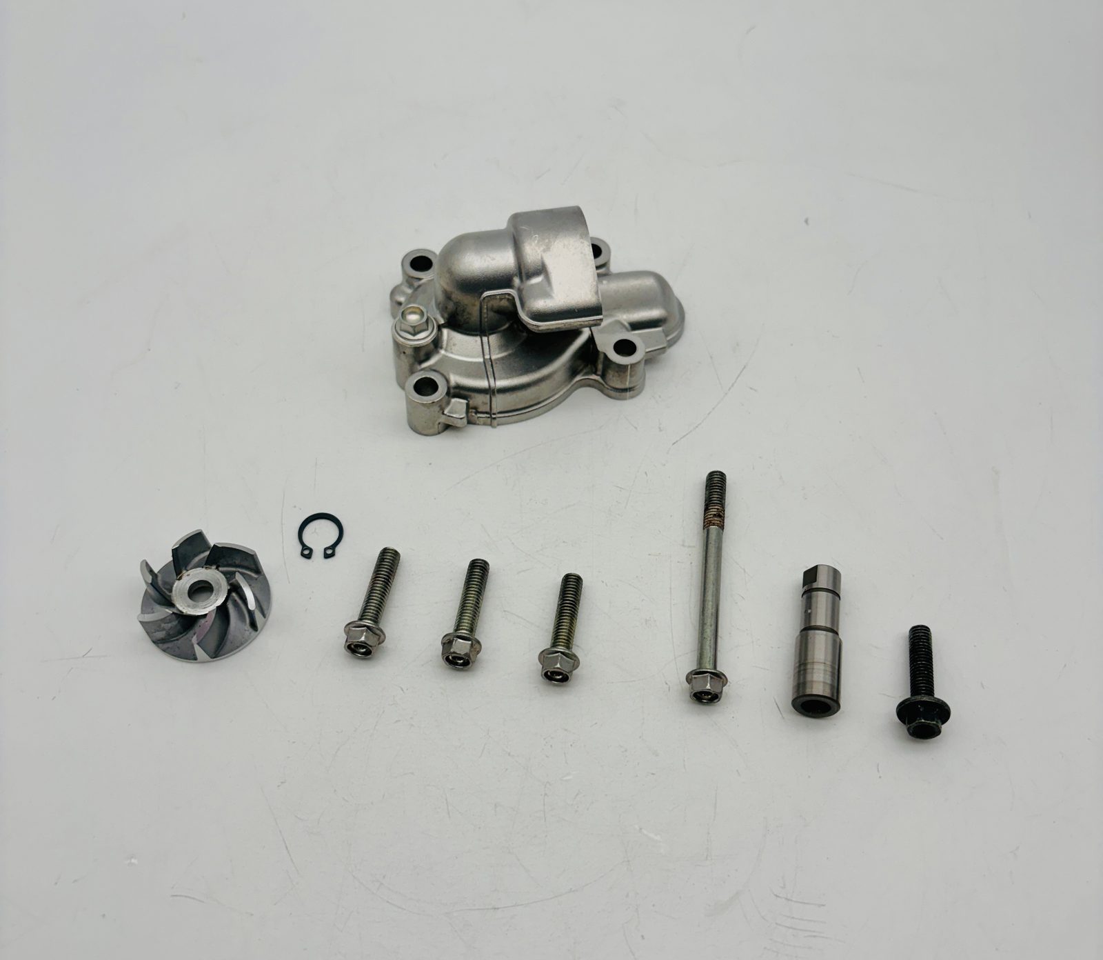 2024 Kawasaki KX450 OEM Water Pump Cover Impeller Shaft 16142-0778