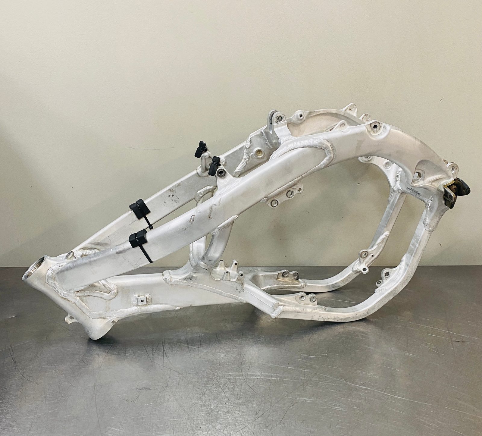 2024 Honda CRF250R OEM Main Frame Chassis 50010-MKE-AF0
