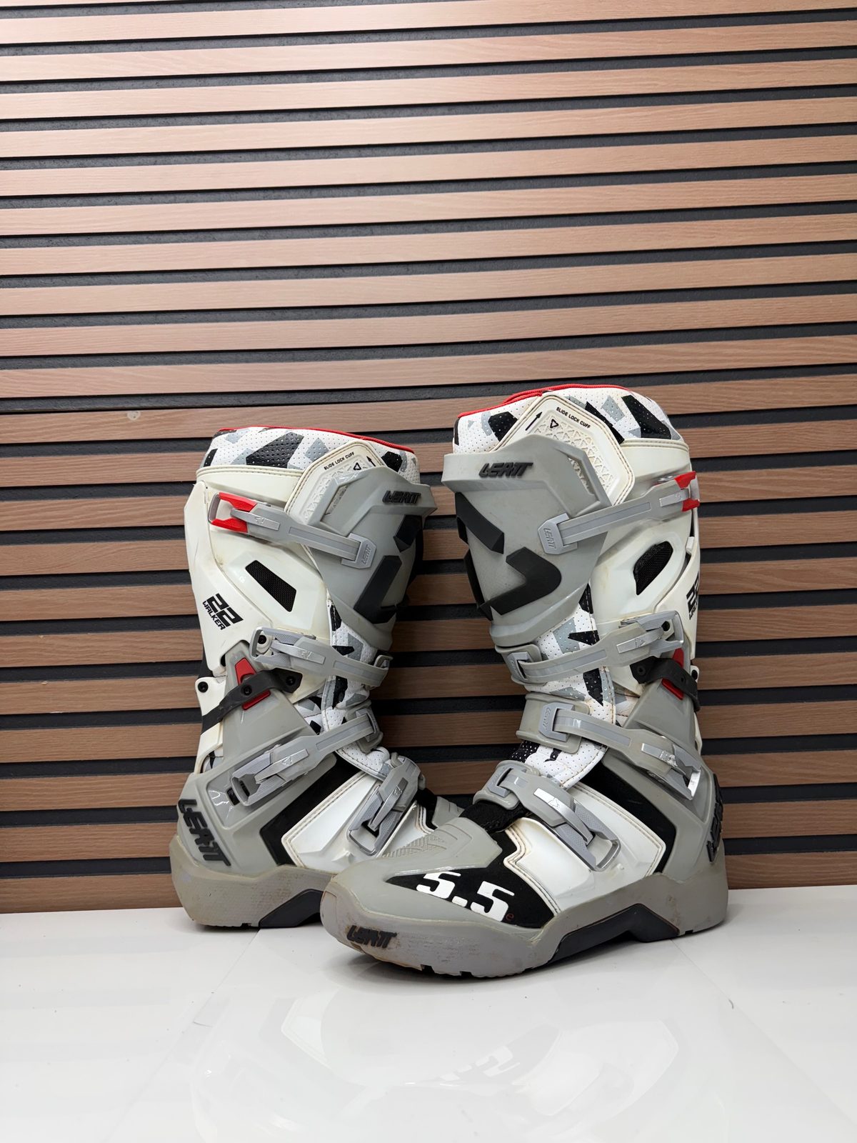 Leatt 5.5 Flexlock Enduro Boots JW22 Edition - Size 10