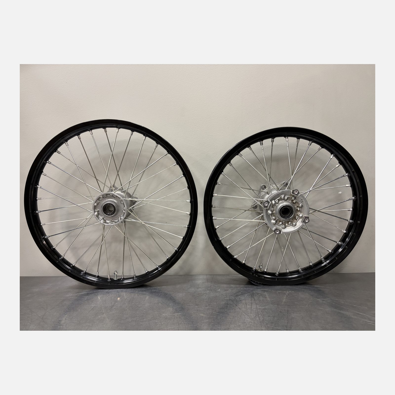 2019 -2026  Kawasaki KX450 KX 250 OEM Front and Rear Wheel Set Complete Assembly 21" 19" 41092-0027-WC / 41094-0012-WC