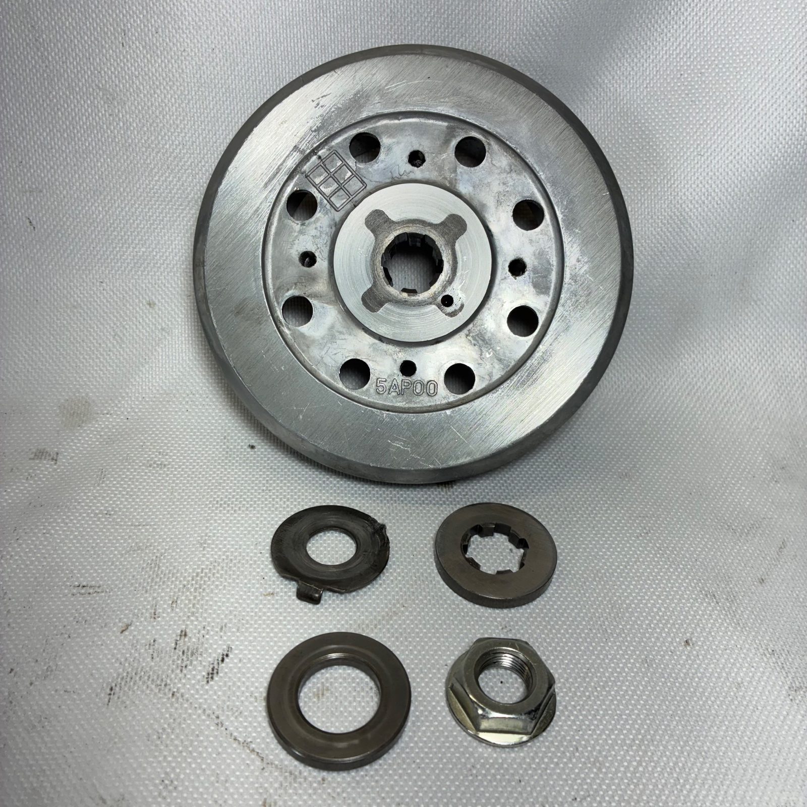 2006 Yamaha TTR125LE Clutch Hub Assembly with Basket and Washers - 1B2-F5111-00-35