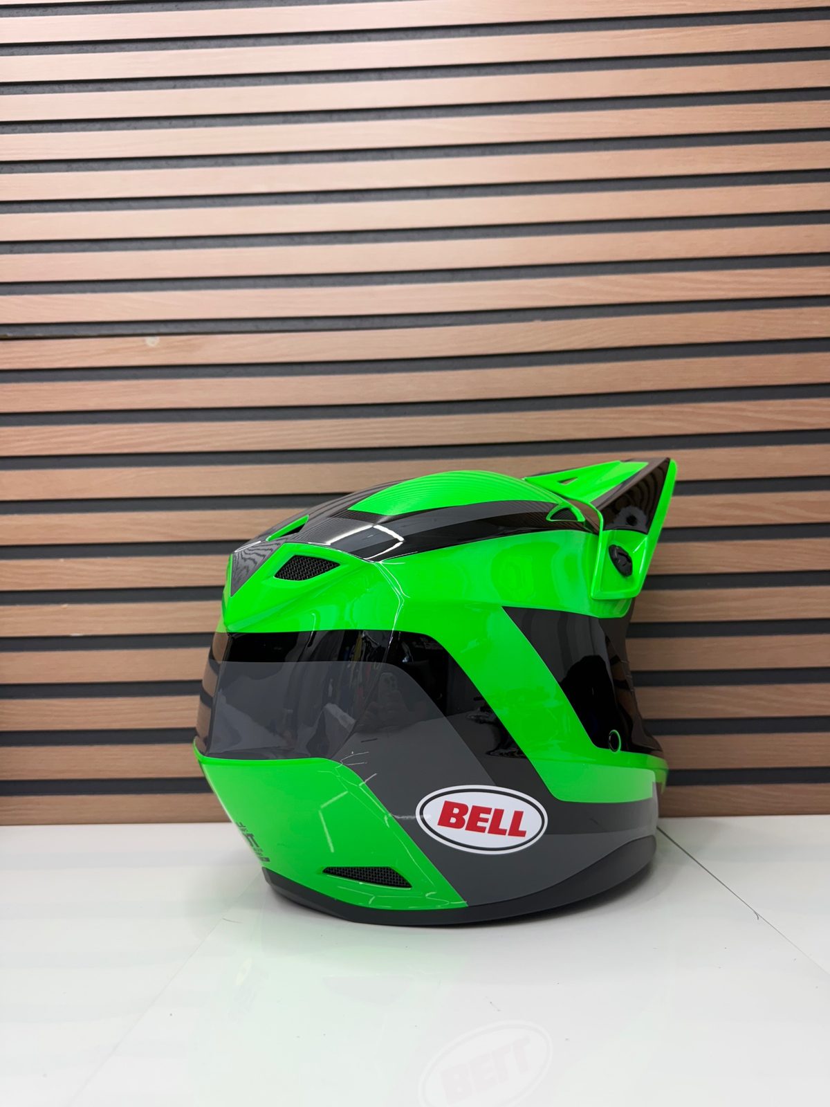 New Bell MX-10 MIPS Dyno Helmet Green / Black - Size XL