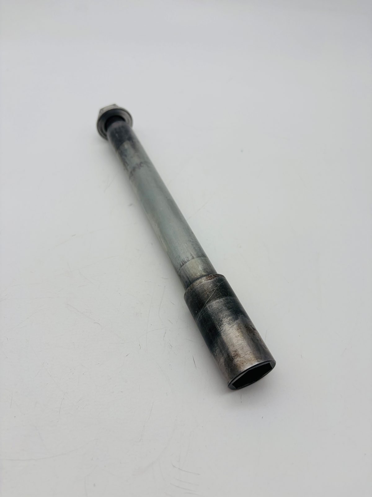 2024 Honda CRF250R OEM Front Wheel Axle 44301-MEN-000
