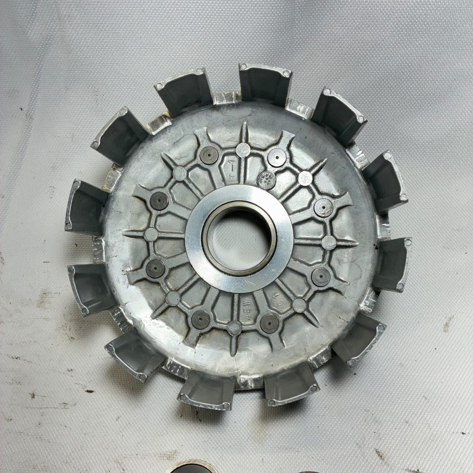 1999 Yamaha YZ250 OEM Clutch Basket Primary Driven Gear with Bearing Sleeve - 5DJ-16150-00-00